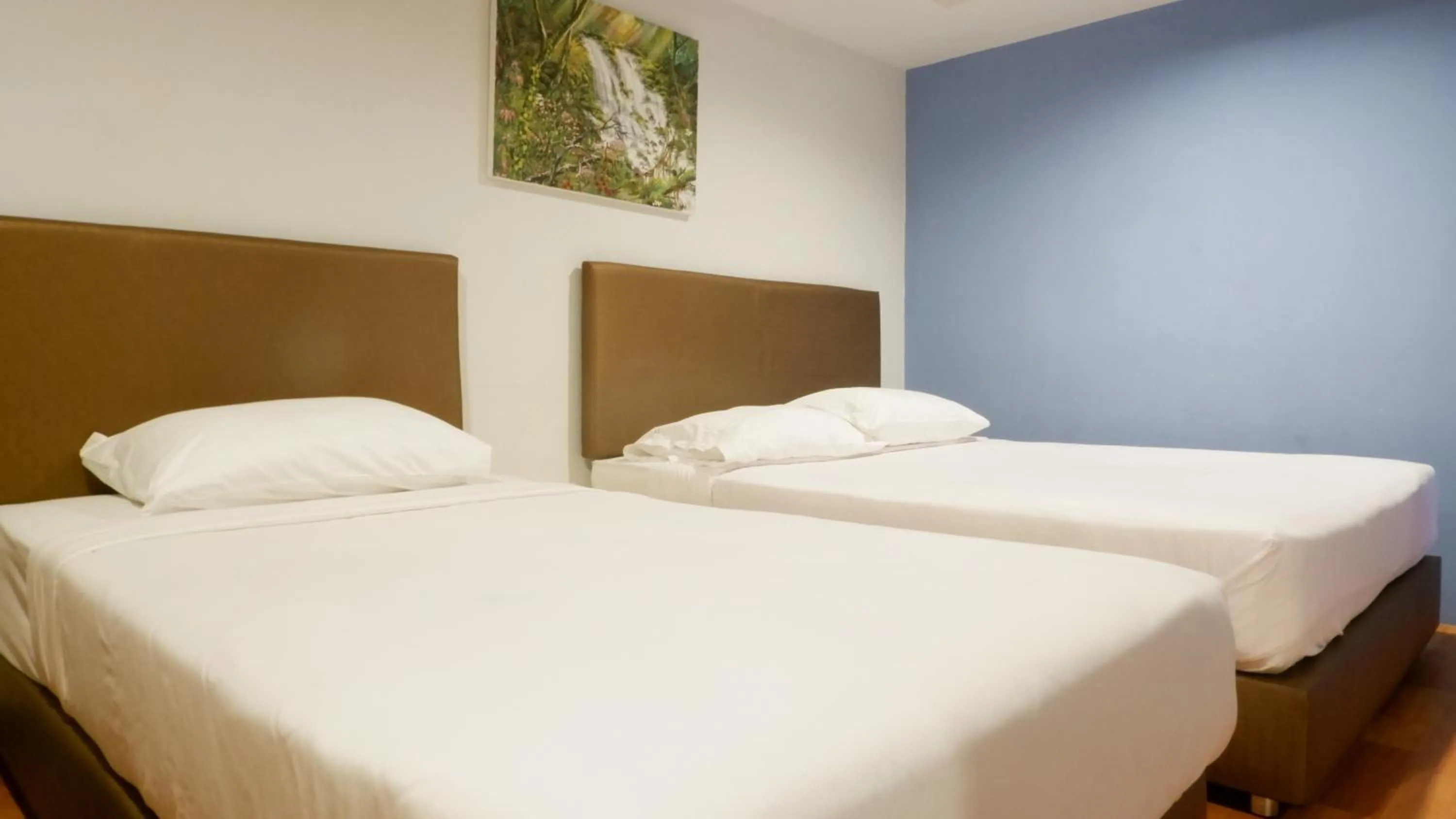 Bedroom, Bed in Airport A1 Hotel