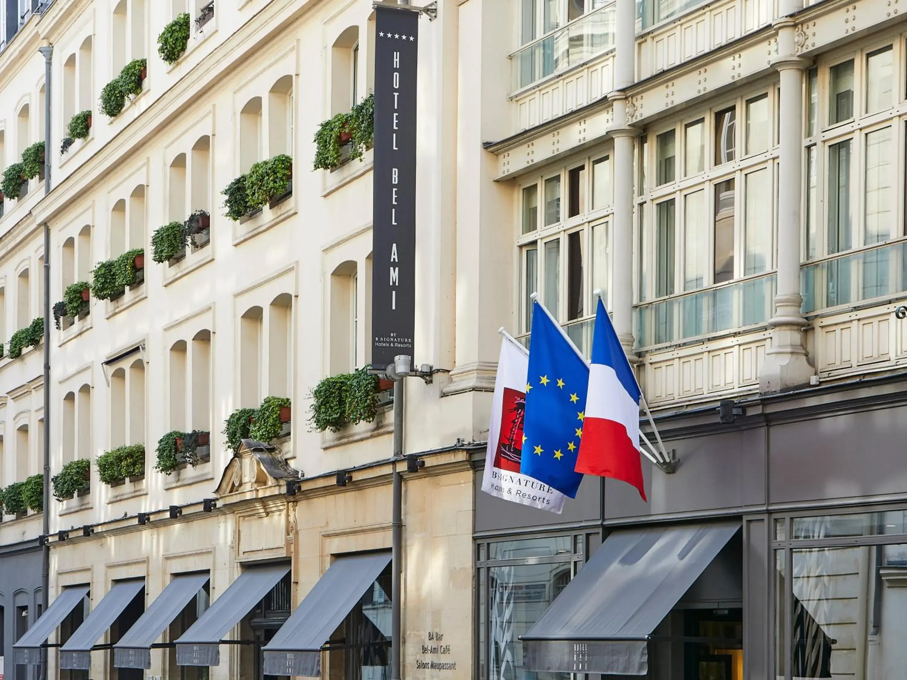 Facade/entrance in Hôtel Bel Ami Facade/entrance in Hôtel Bel Ami