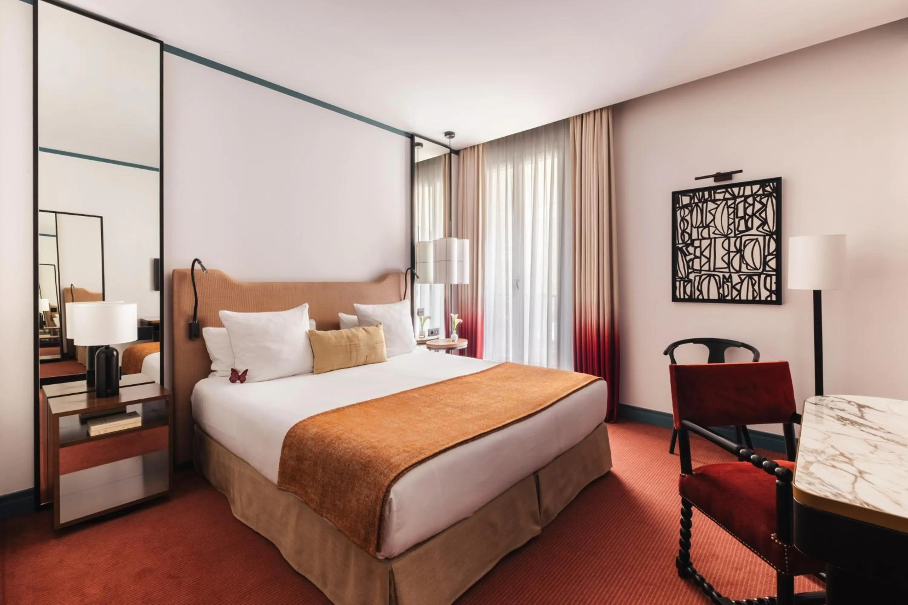 Bedroom, Bed in Hôtel Bel Ami