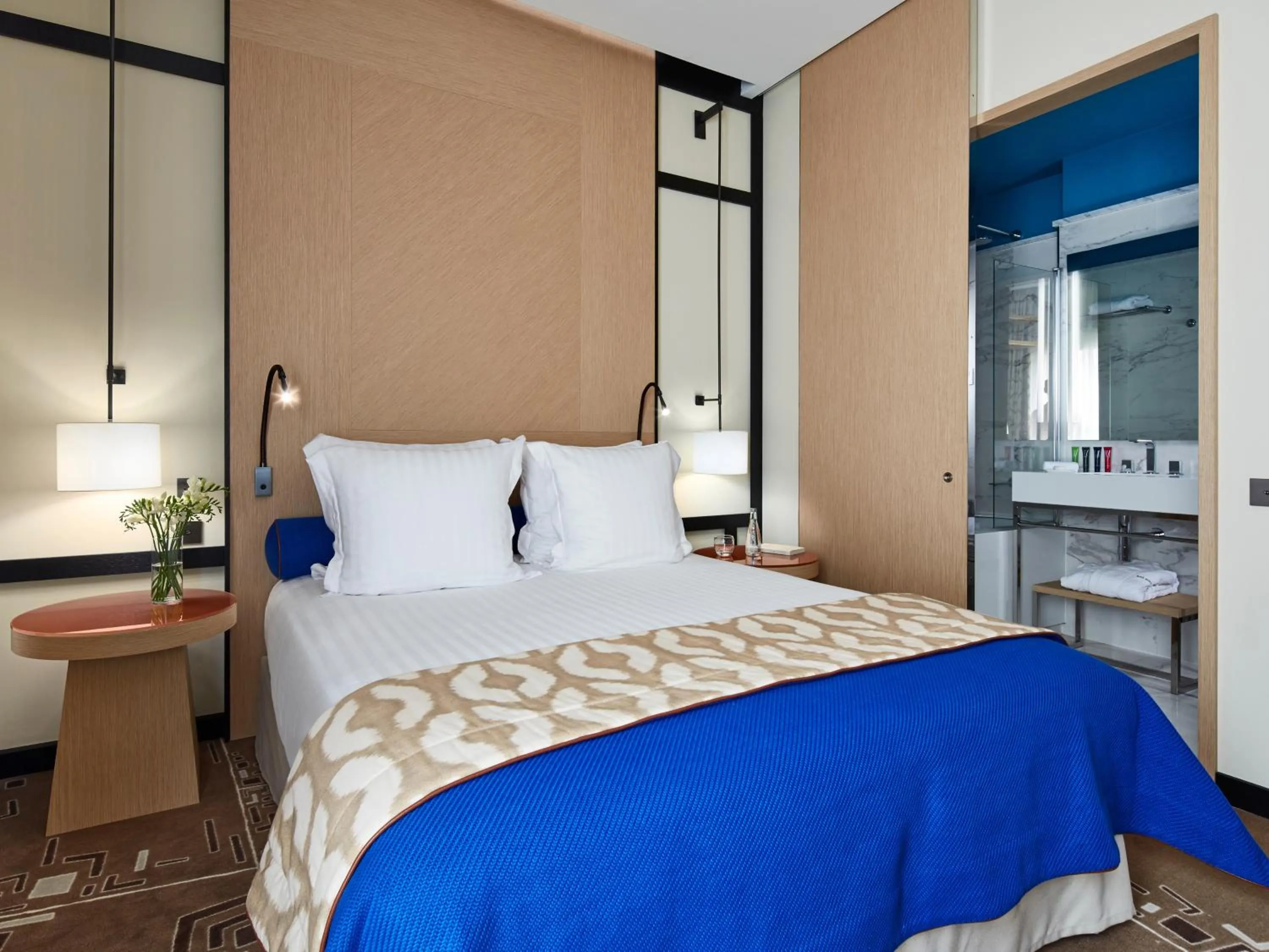 Bedroom, Bed in Hôtel Bel Ami