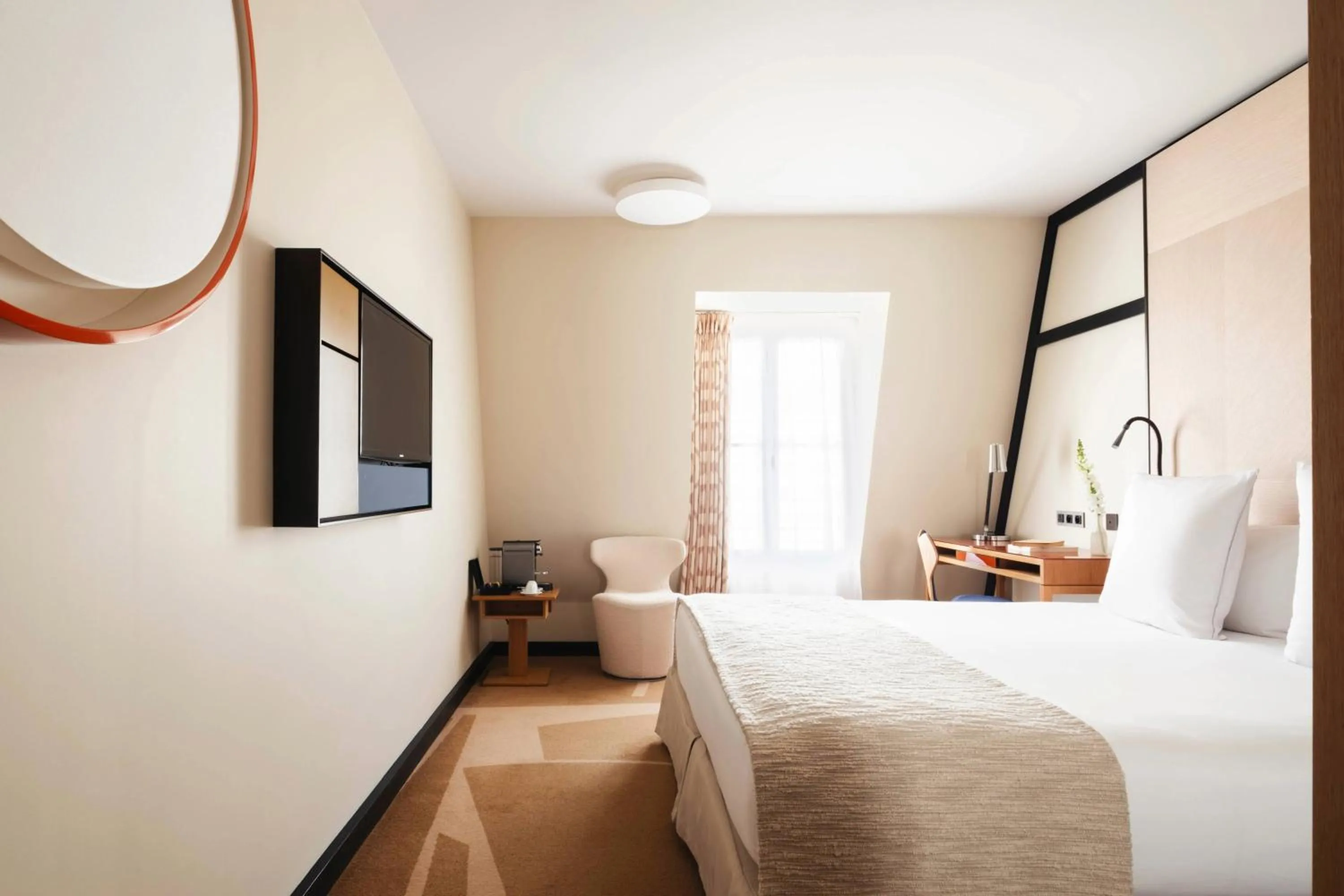 Bedroom, Bed in Hôtel Bel Ami