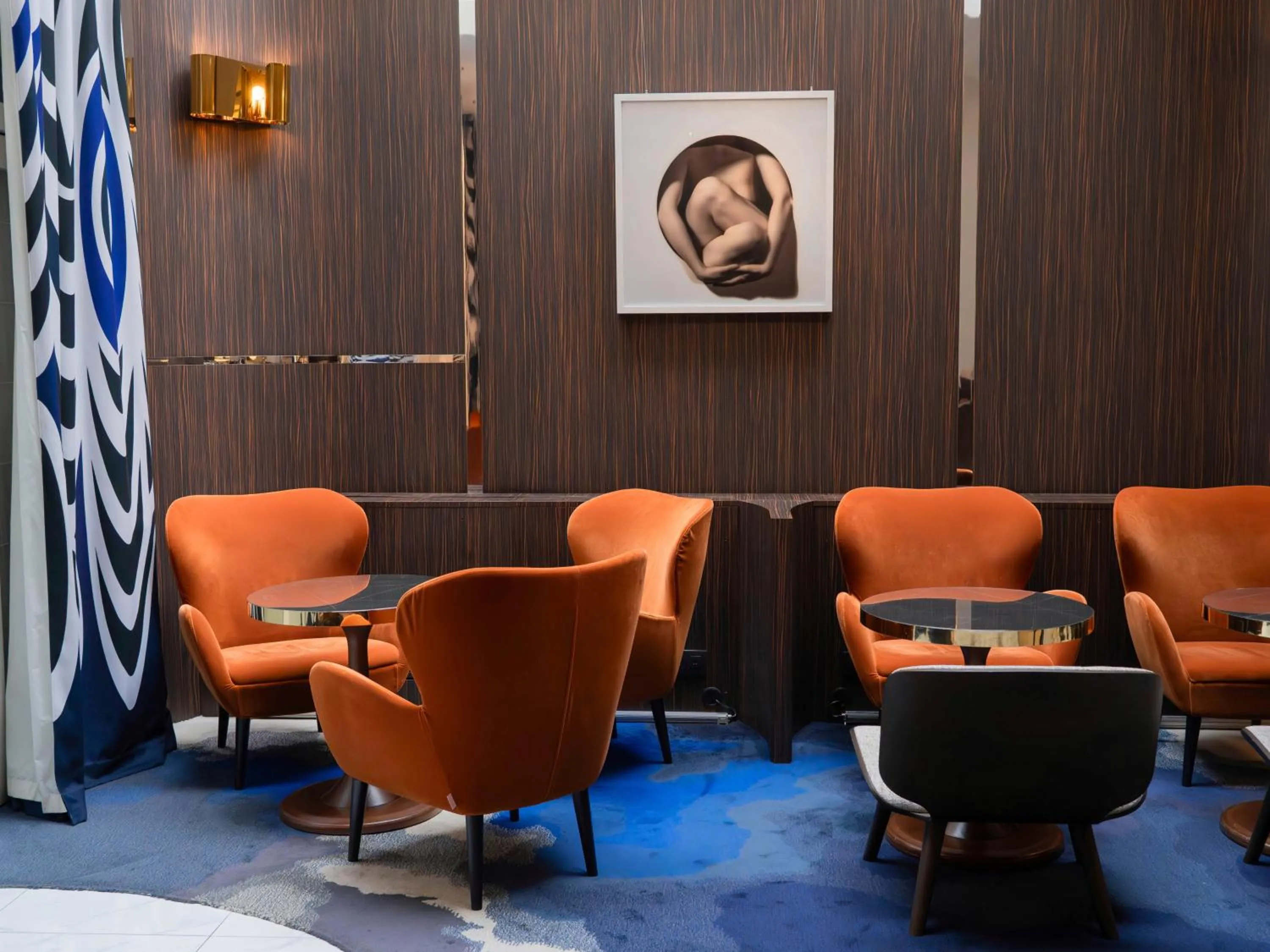 Lounge or bar in Hôtel Bel Ami