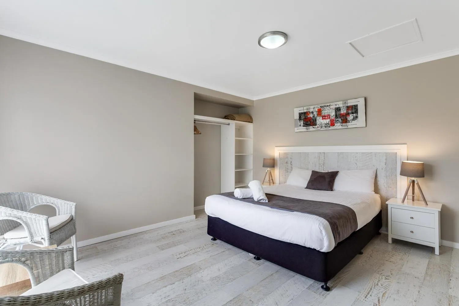 Bedroom, Bed in Ingenia Holidays Ulladulla