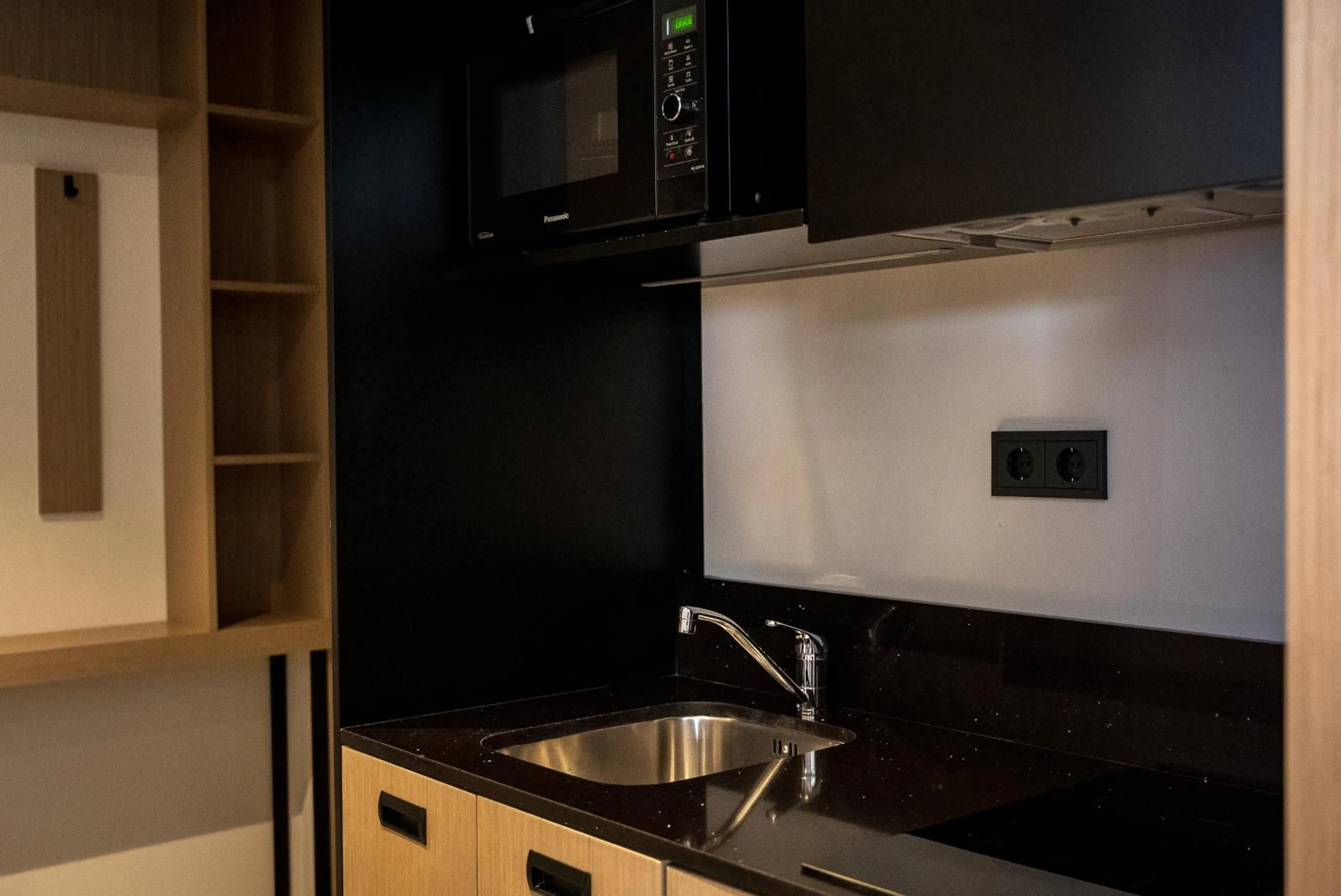 Kitchen or kitchenette in Executive Residency by Best Western Amsterdam Airport