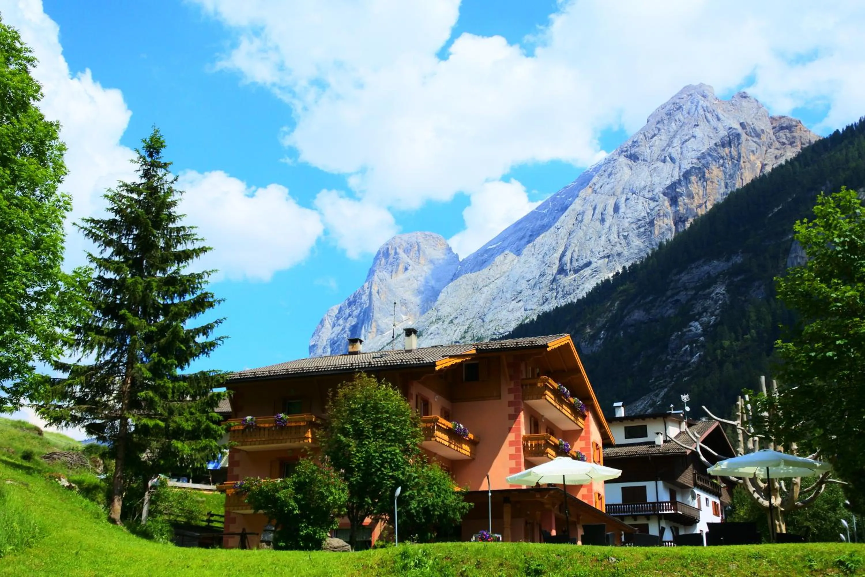 Property building in Villa Clara