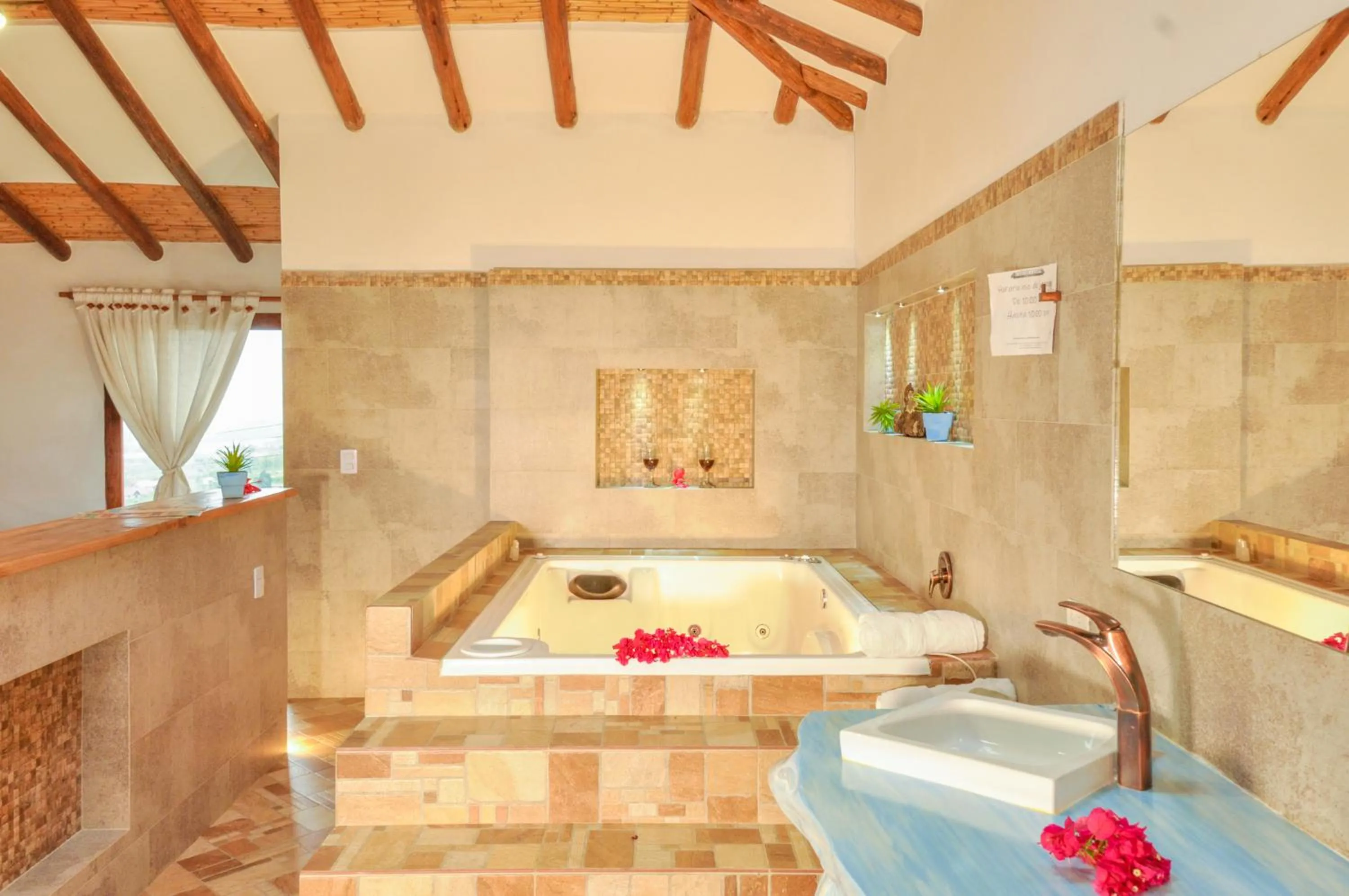 Hot Tub, Bed in Casa de Campo Hotel & Spa