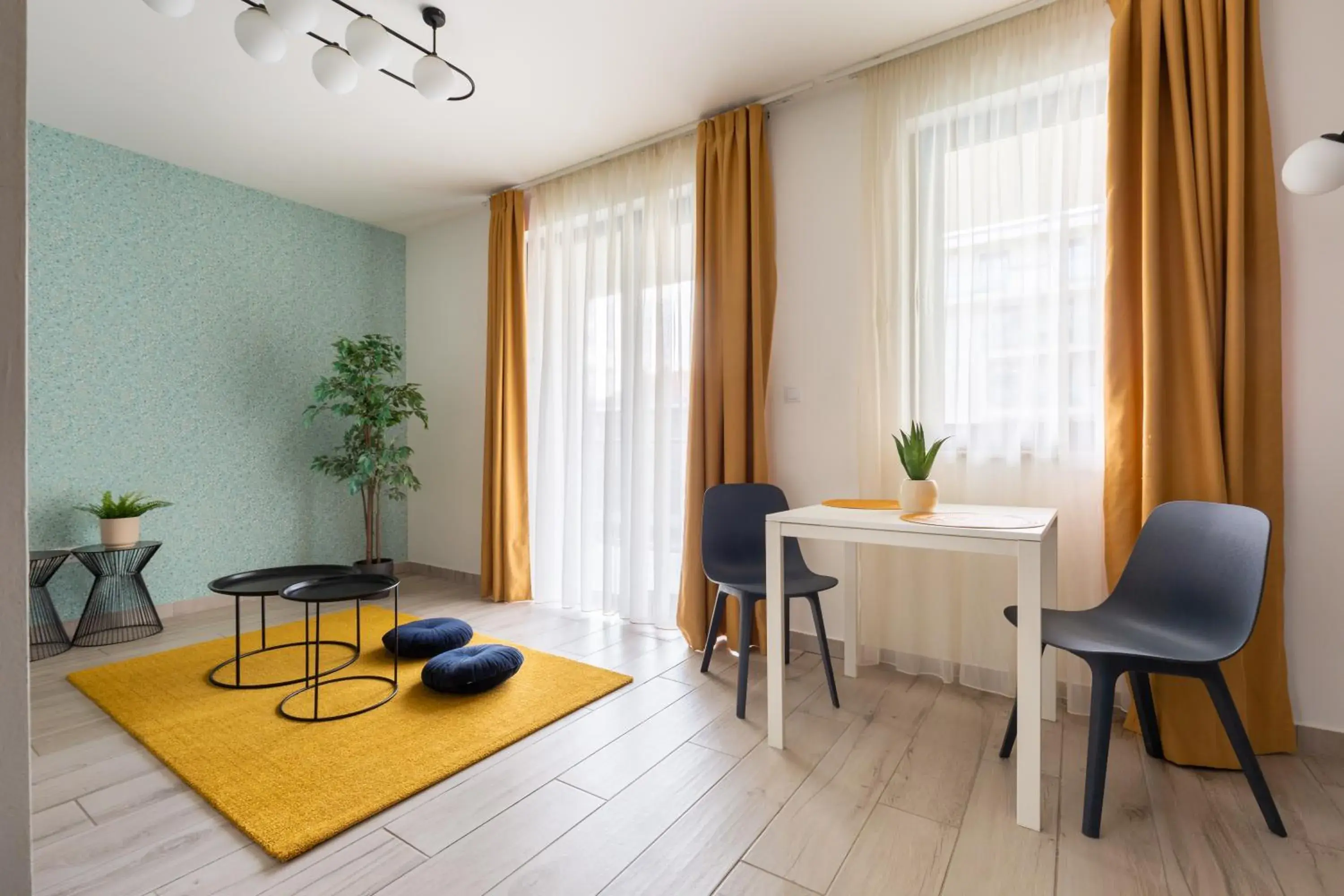 Photo of the whole room in Vagabond SOHO Photo of the whole room in Vagabond SOHO