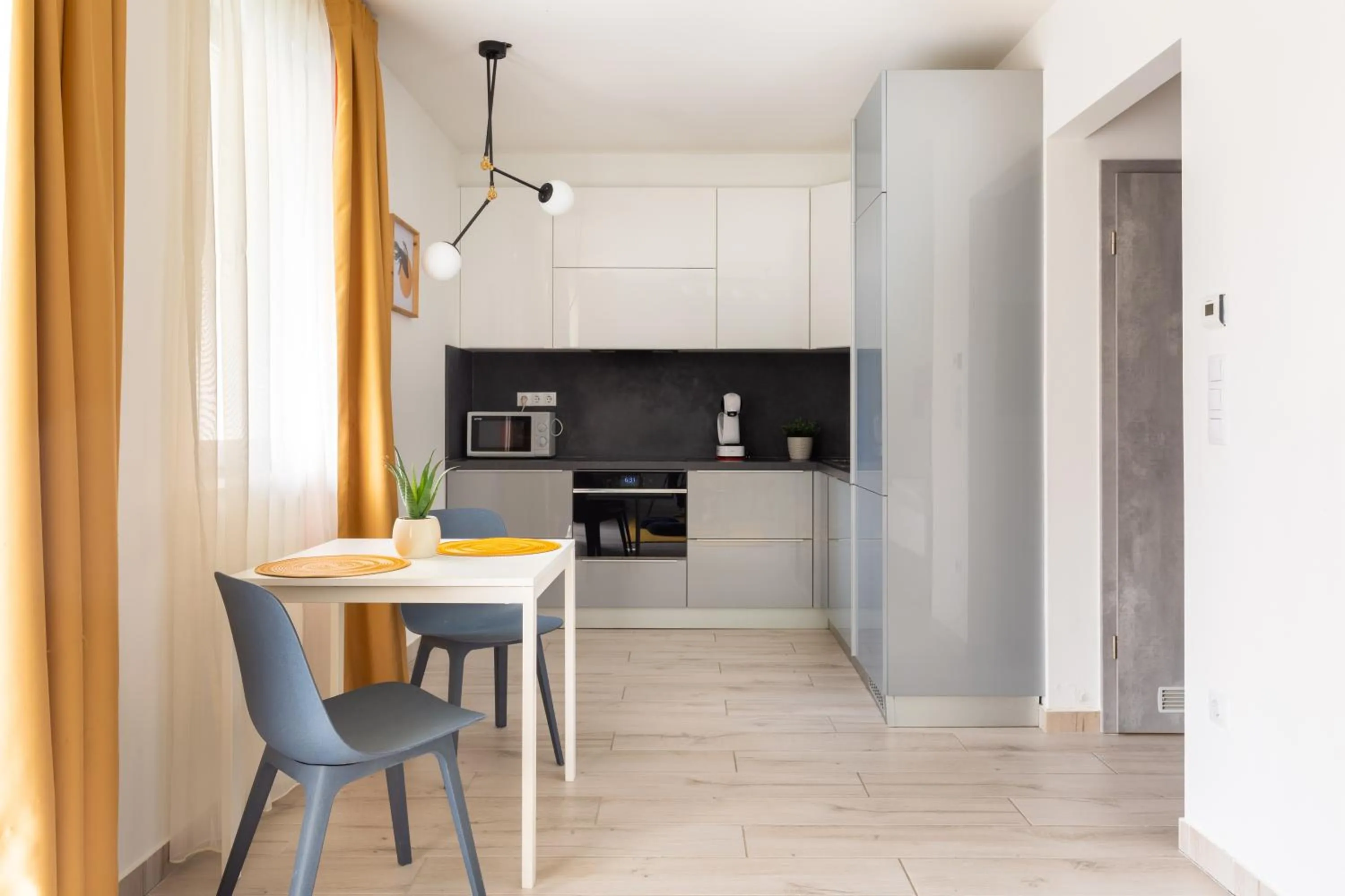 Photo of the whole room in Vagabond SOHO