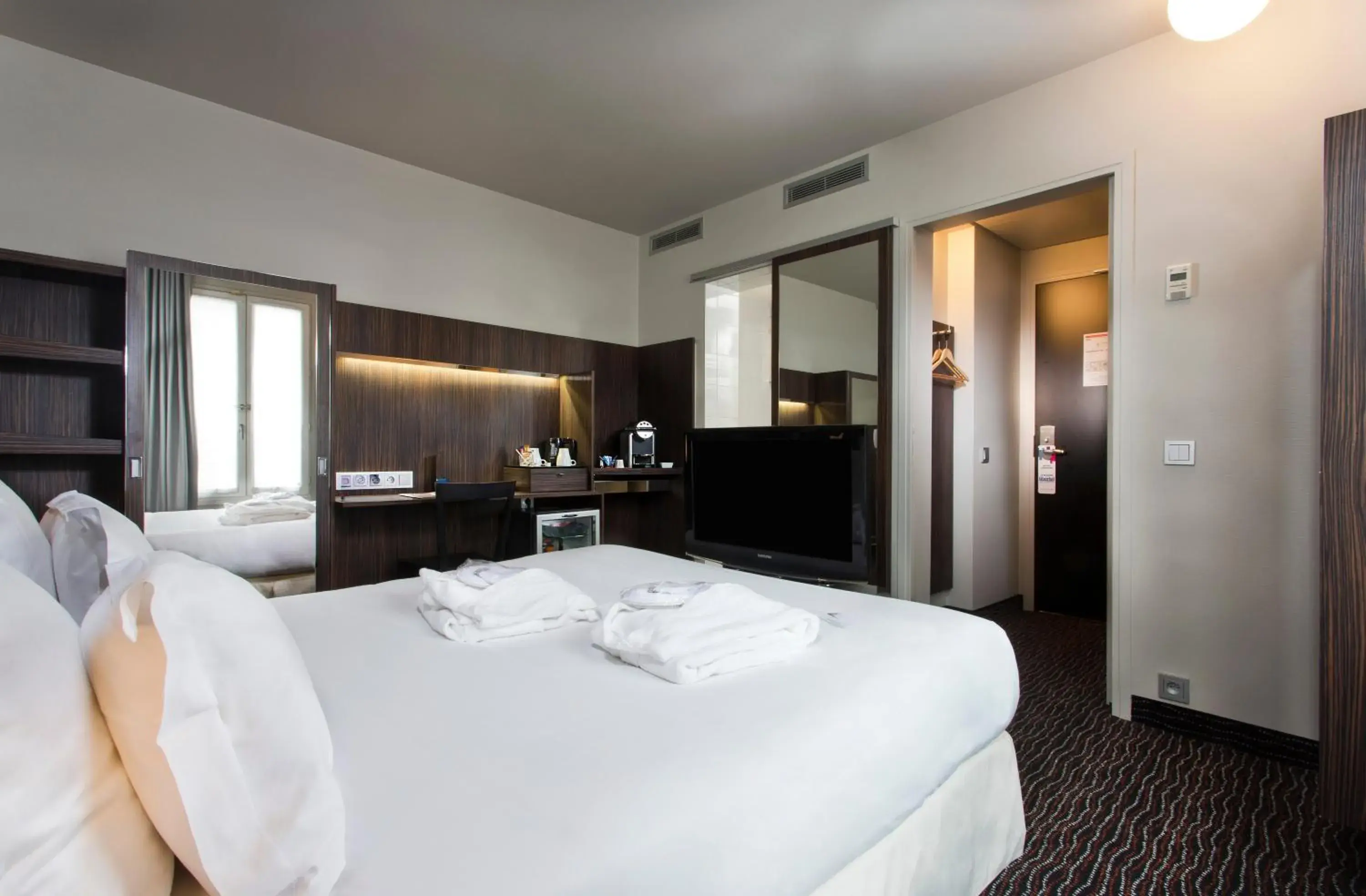 Club Double Room in Libertel Gare de L'Est Francais Club Double Room in Libertel Gare de L'Est Francais