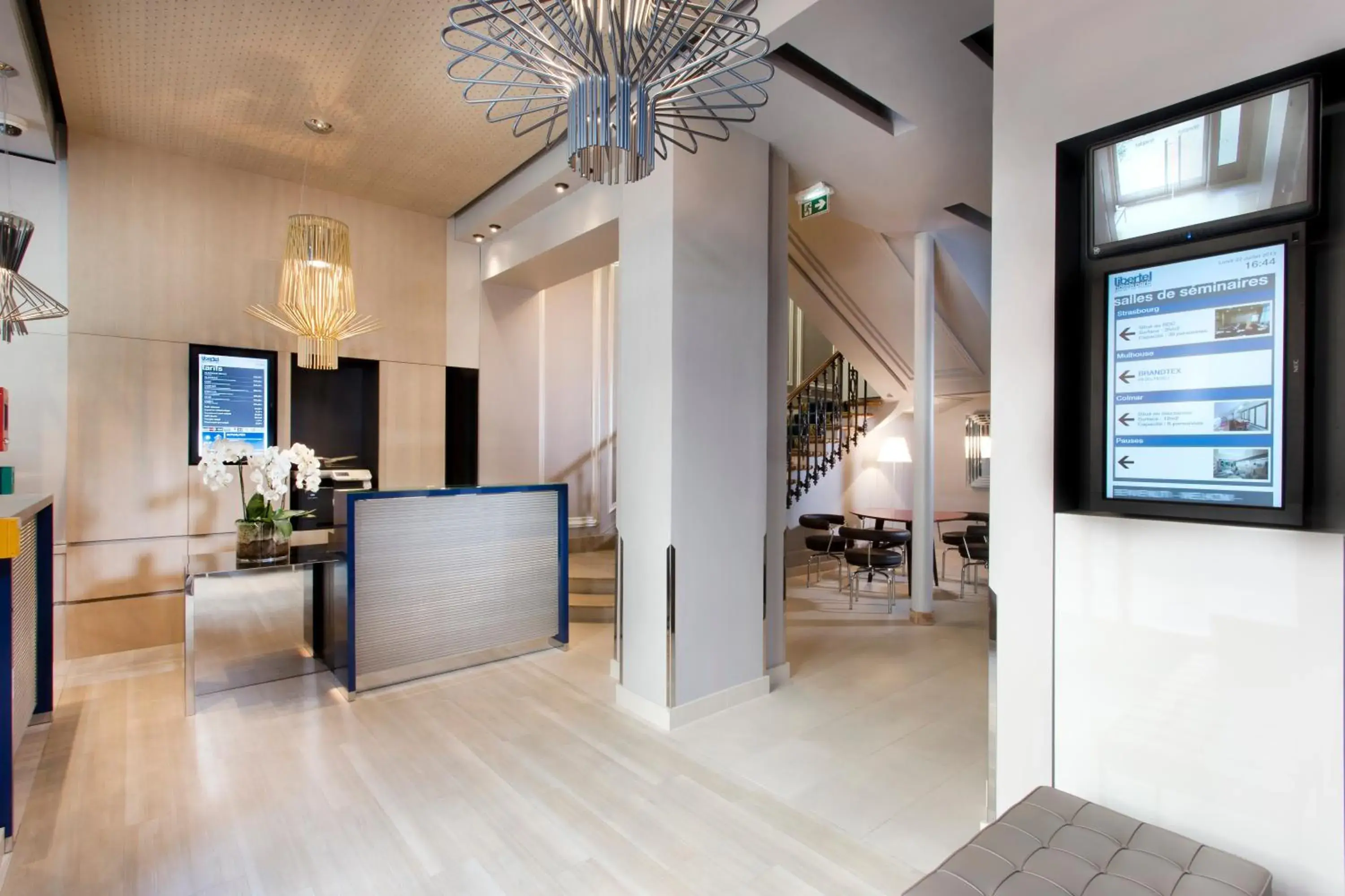 Lobby or reception in Libertel Gare de L'Est Francais Lobby or reception in Libertel Gare de L'Est Francais