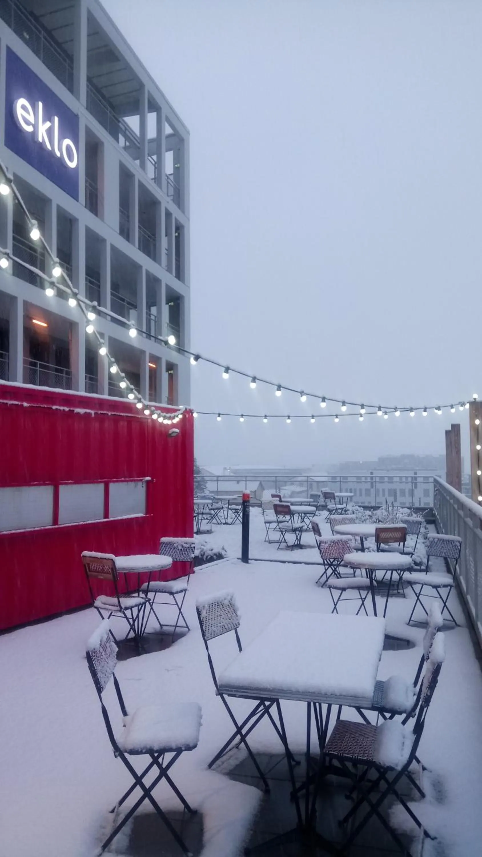 Patio in Eklo Hotels Clermont-Ferrand Centre Gare