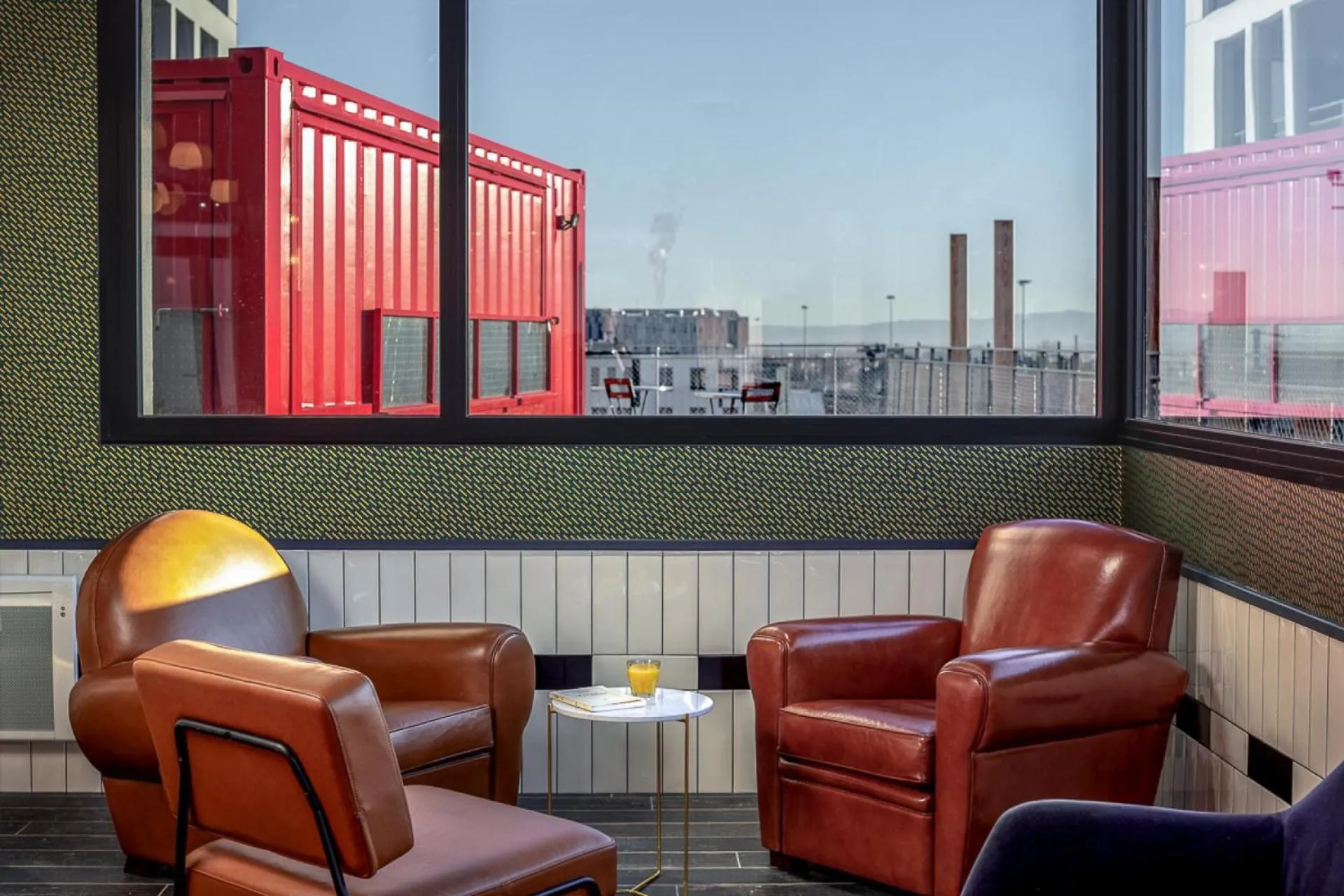 Lobby or reception in Eklo Hotels Clermont-Ferrand Centre Gare