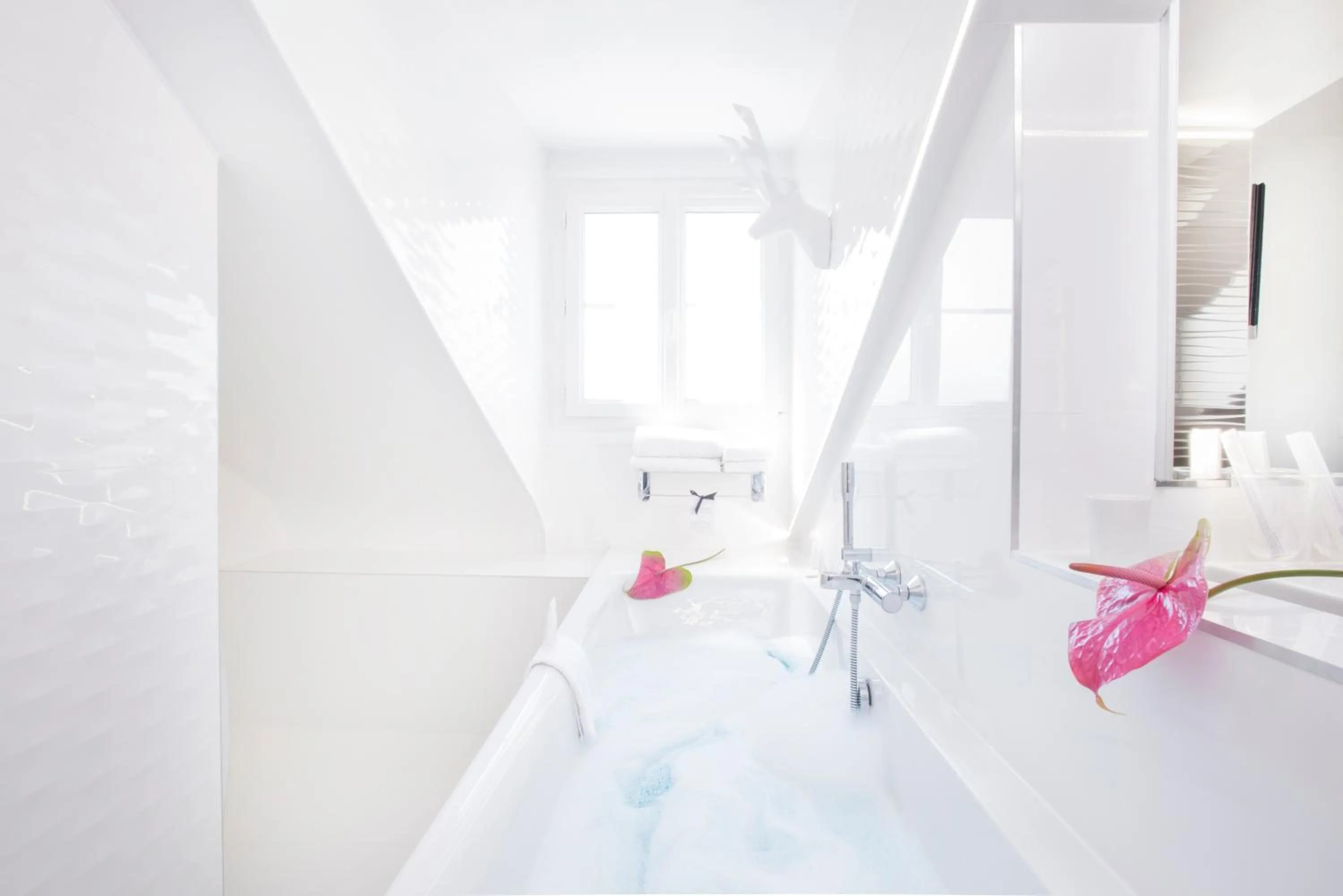 Bathroom in Hôtel ICÔNE