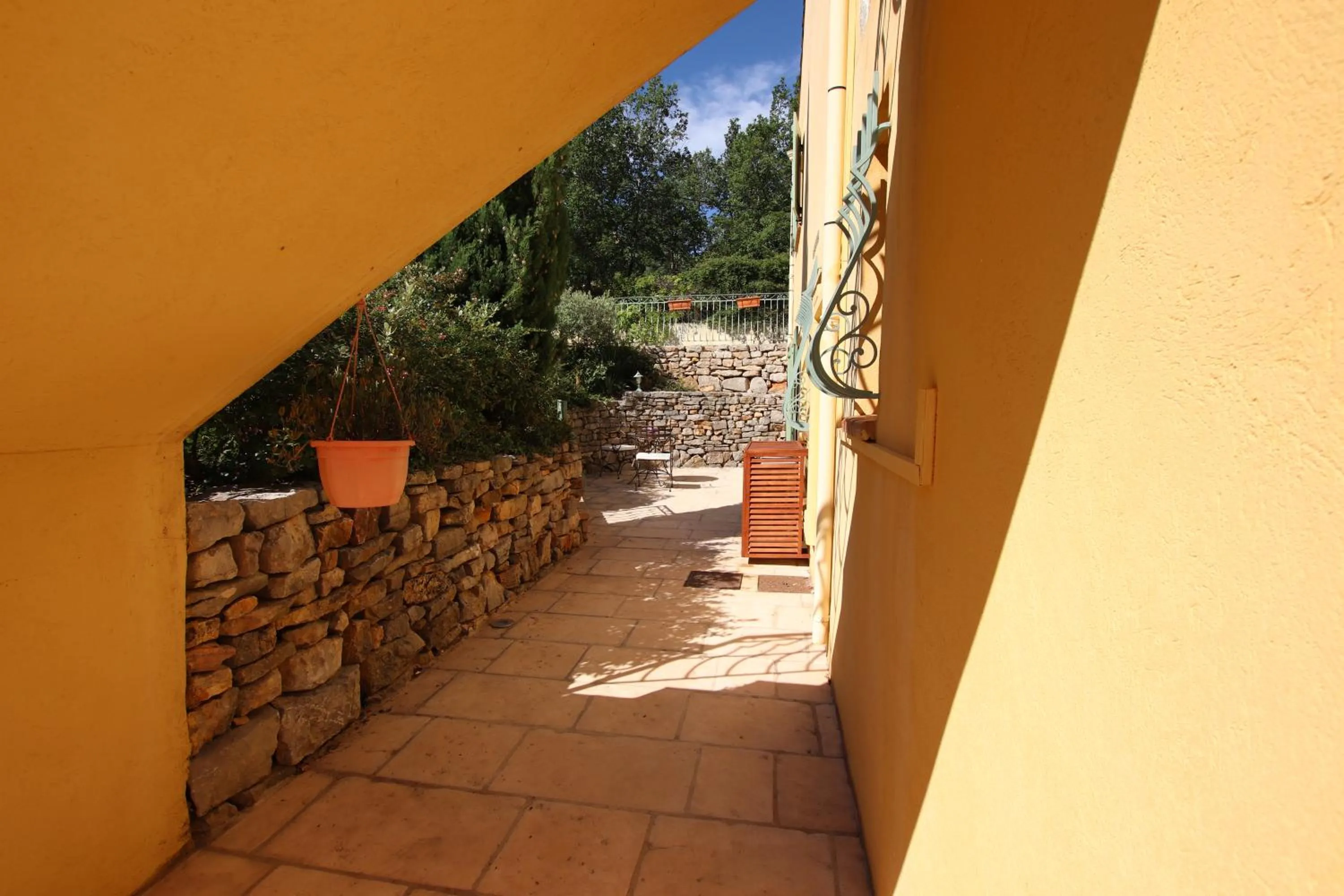 LE MAS DES TARENTES Chambres d'hôtes