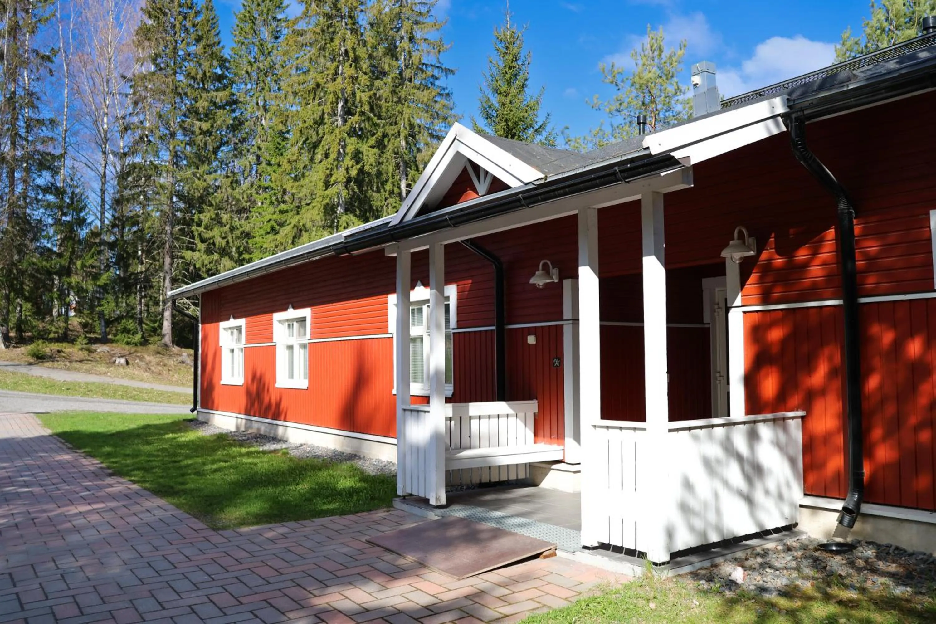 Property building in Marttinen