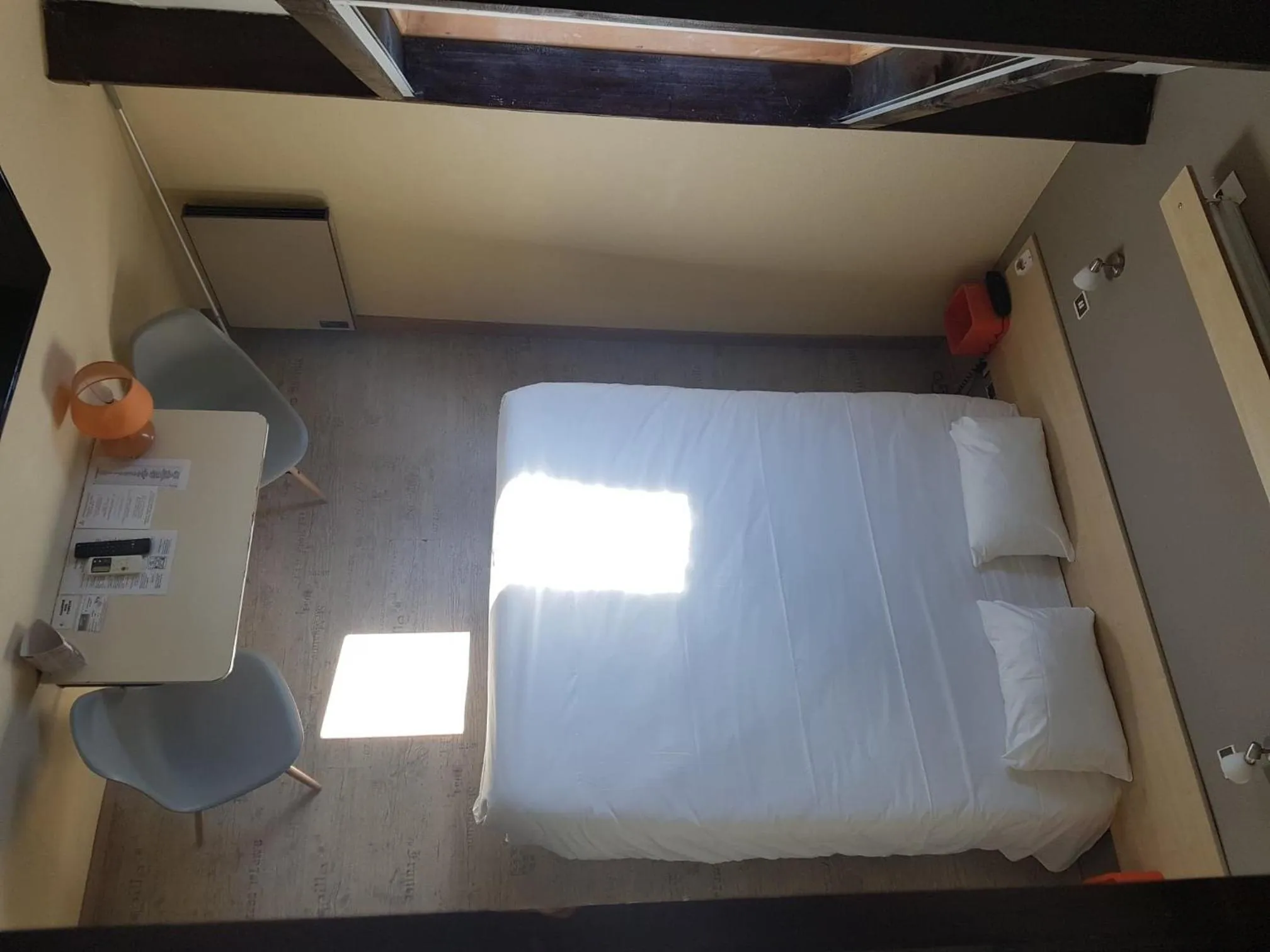 Bed in Hôtel Point Bleu