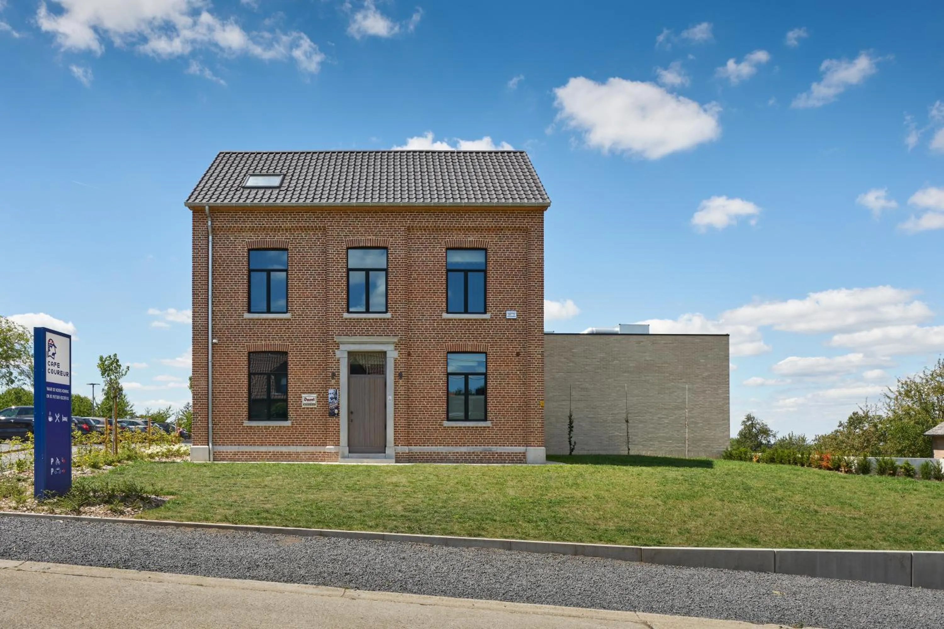 Property building in Café Coureur Borgloon