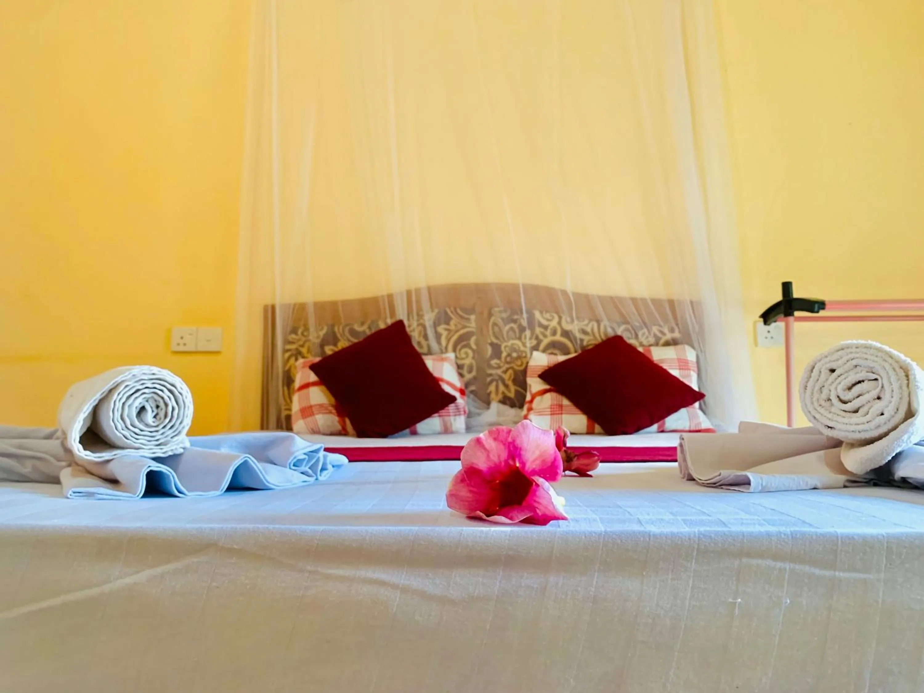 Bedroom, Bed in Sinhagiri Villa