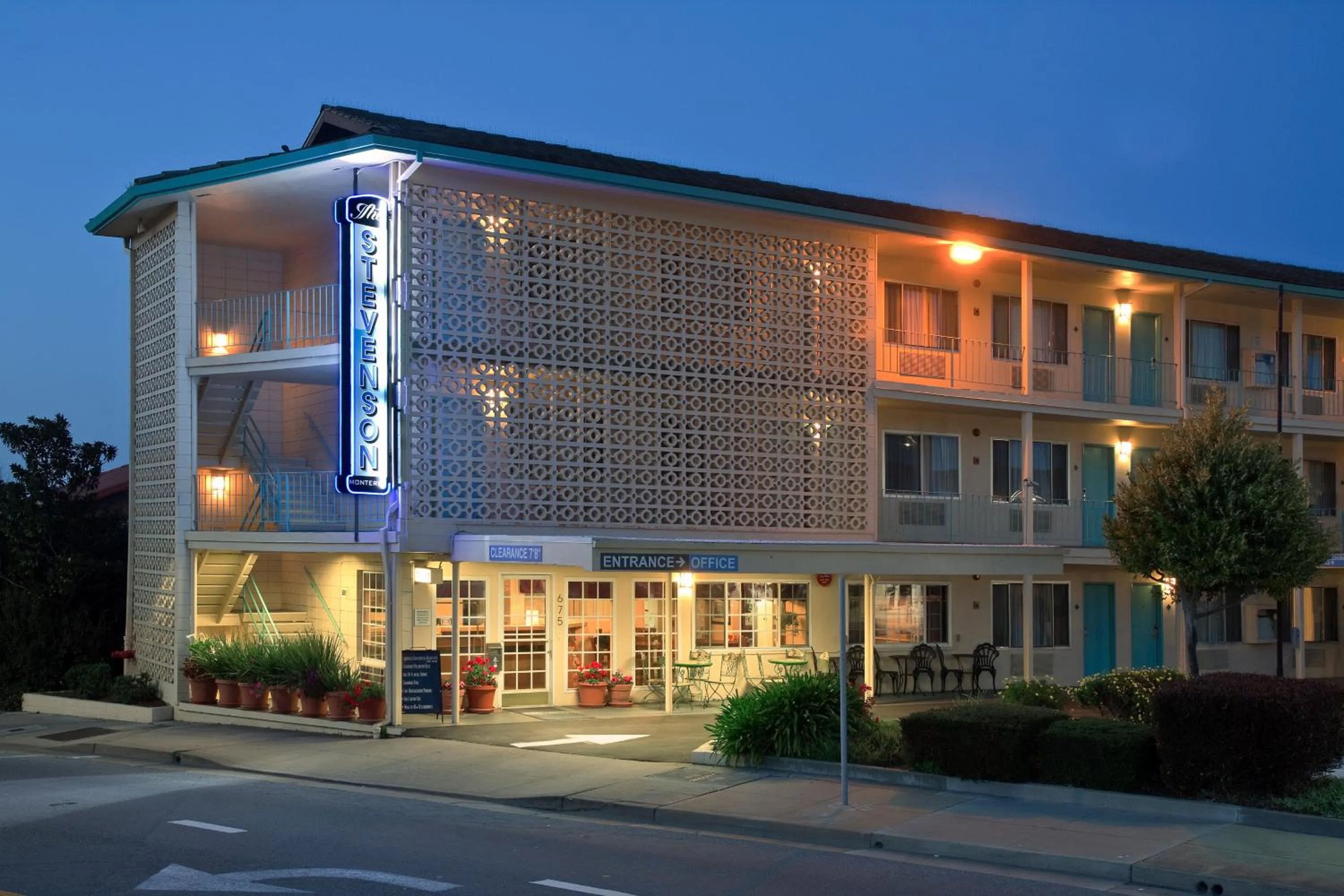 Facade/entrance in The Stevenson Monterey