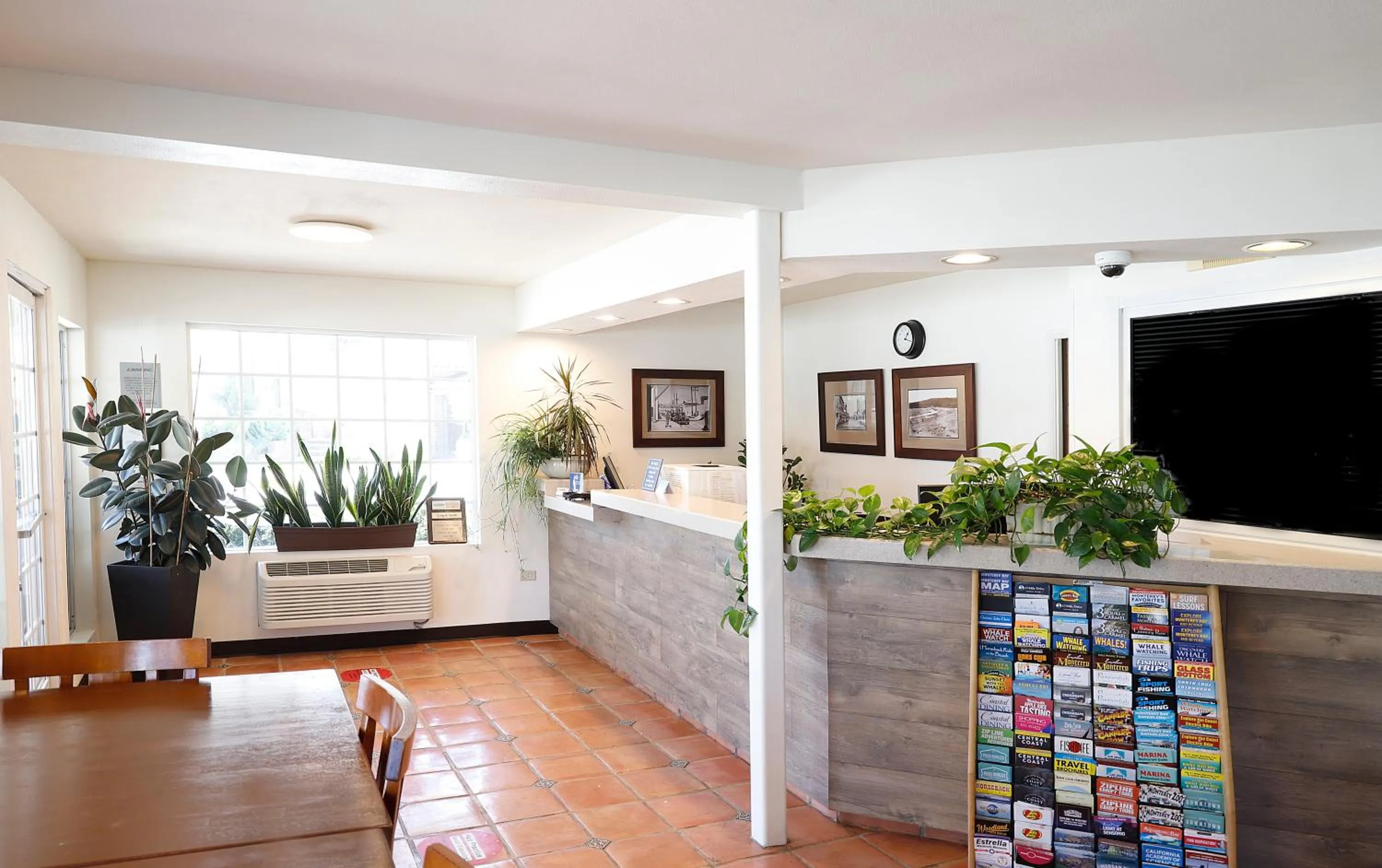 Lobby or reception in The Stevenson Monterey