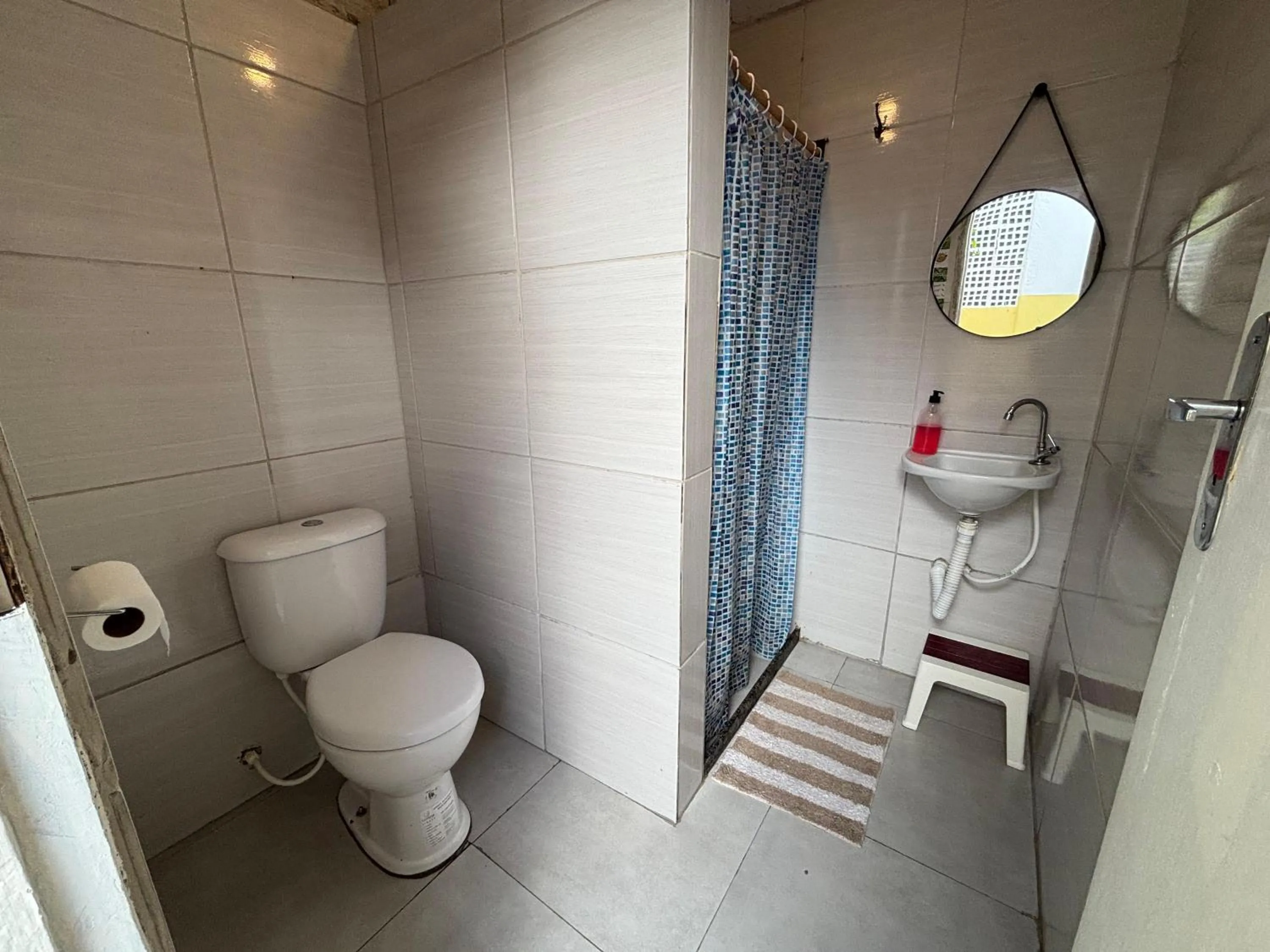 Shower in Zili Pernambuco - Hostel Pousada