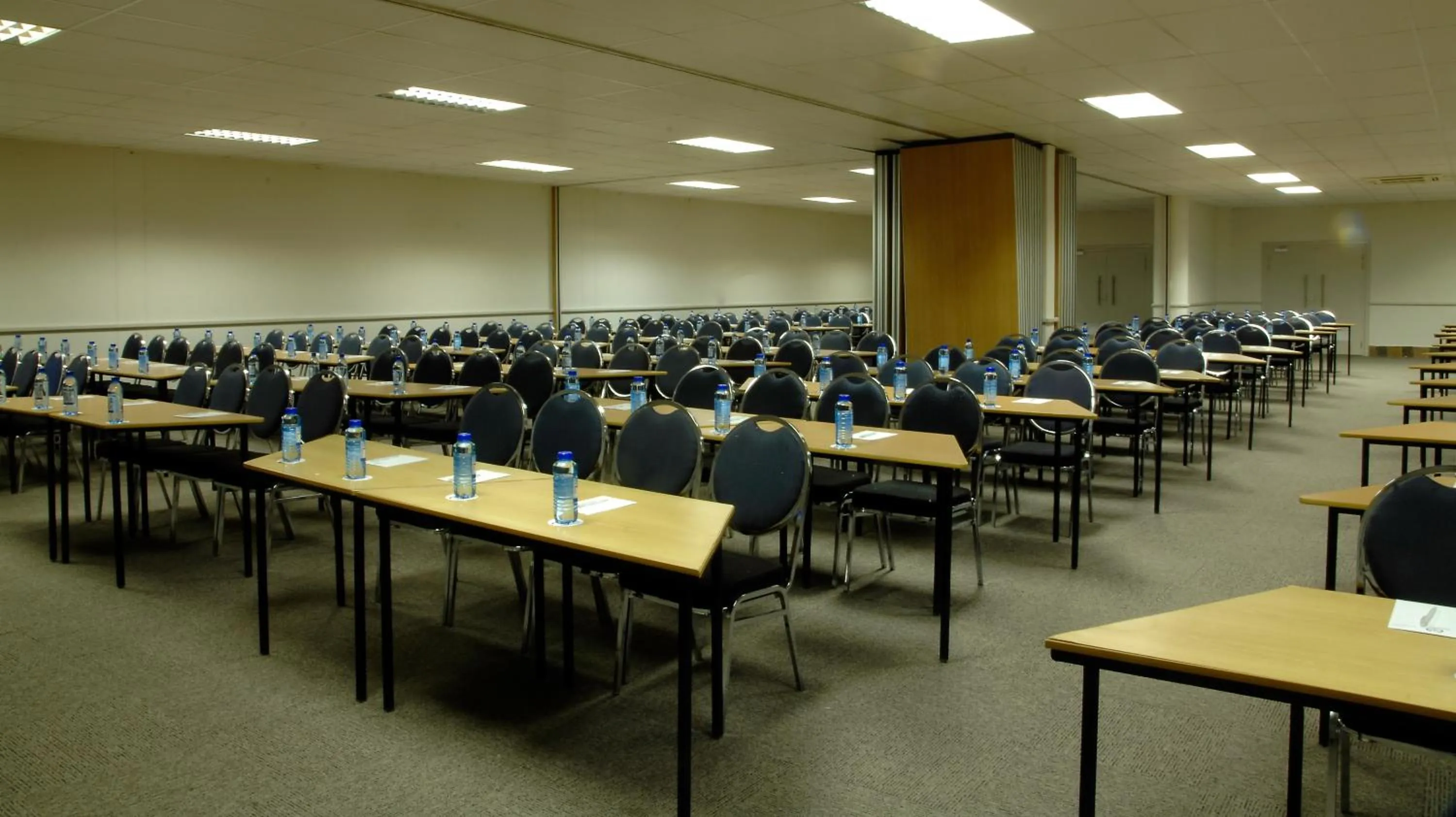 Meeting/conference room in Hotel Savoy and Conference Centre