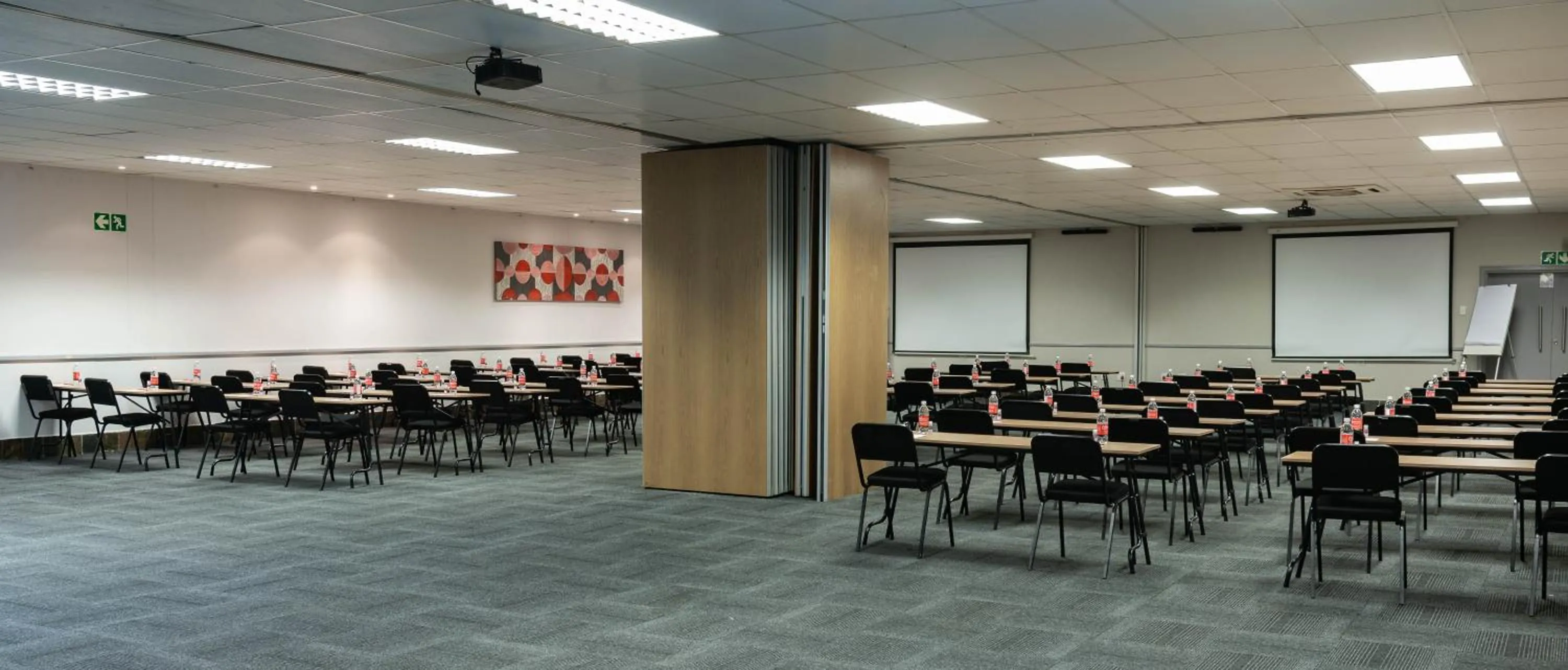 Meeting/conference room in Hotel Savoy and Conference Centre
