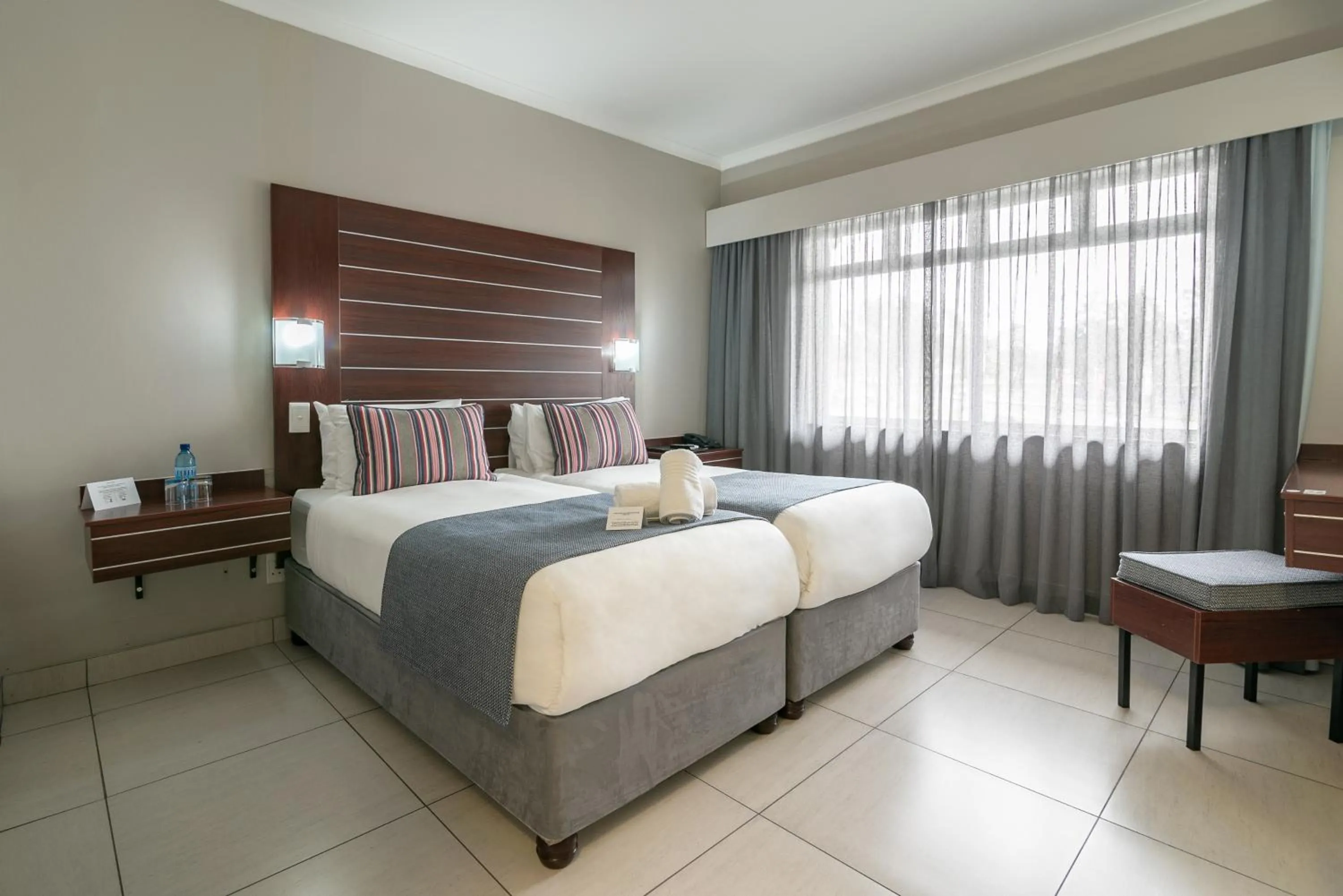 Bed in Hotel Savoy and Conference Centre