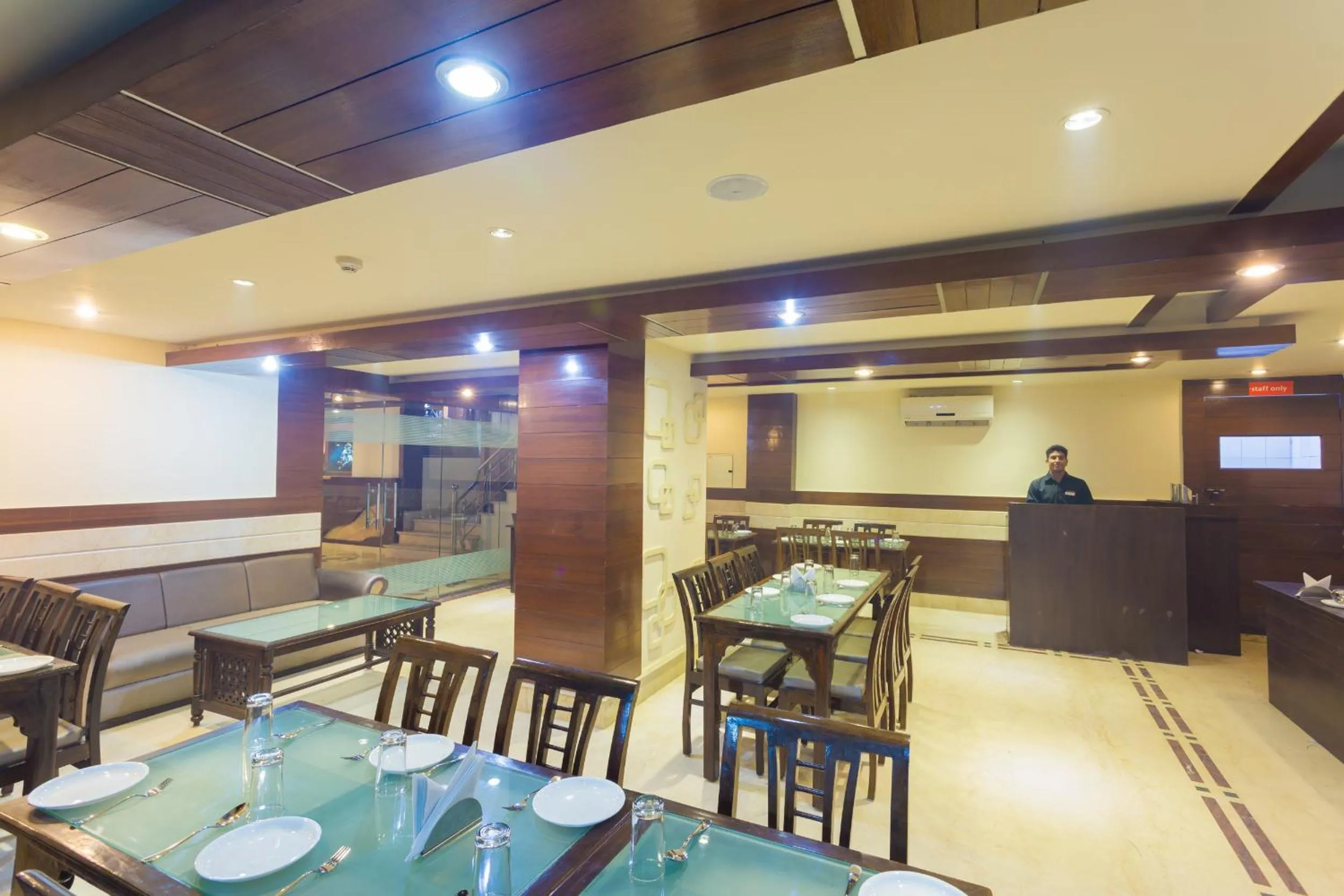 Restaurant/places to eat in Ginger Katra