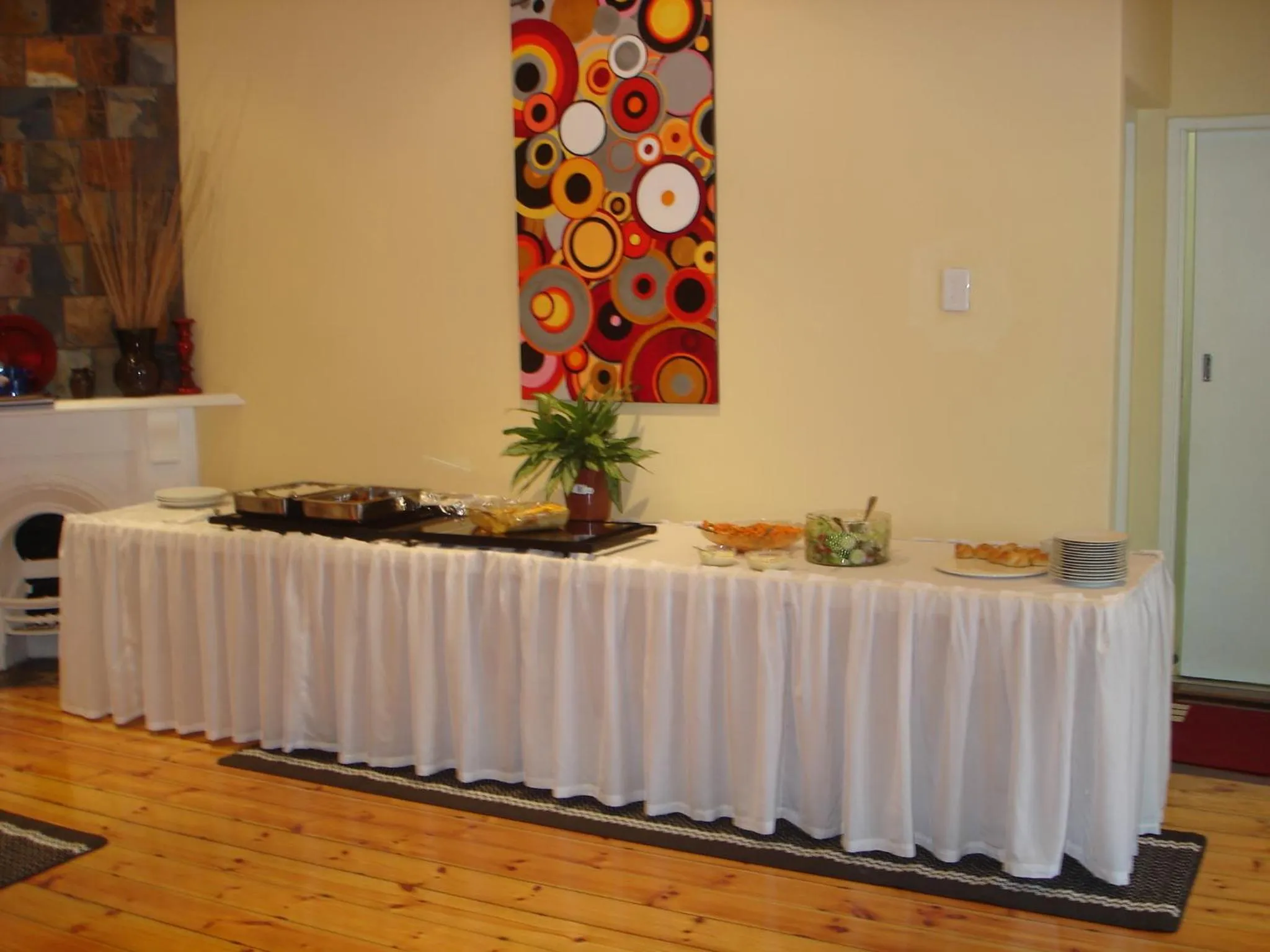 Food in The Crescent Guesthouses - BnB/Self Catering