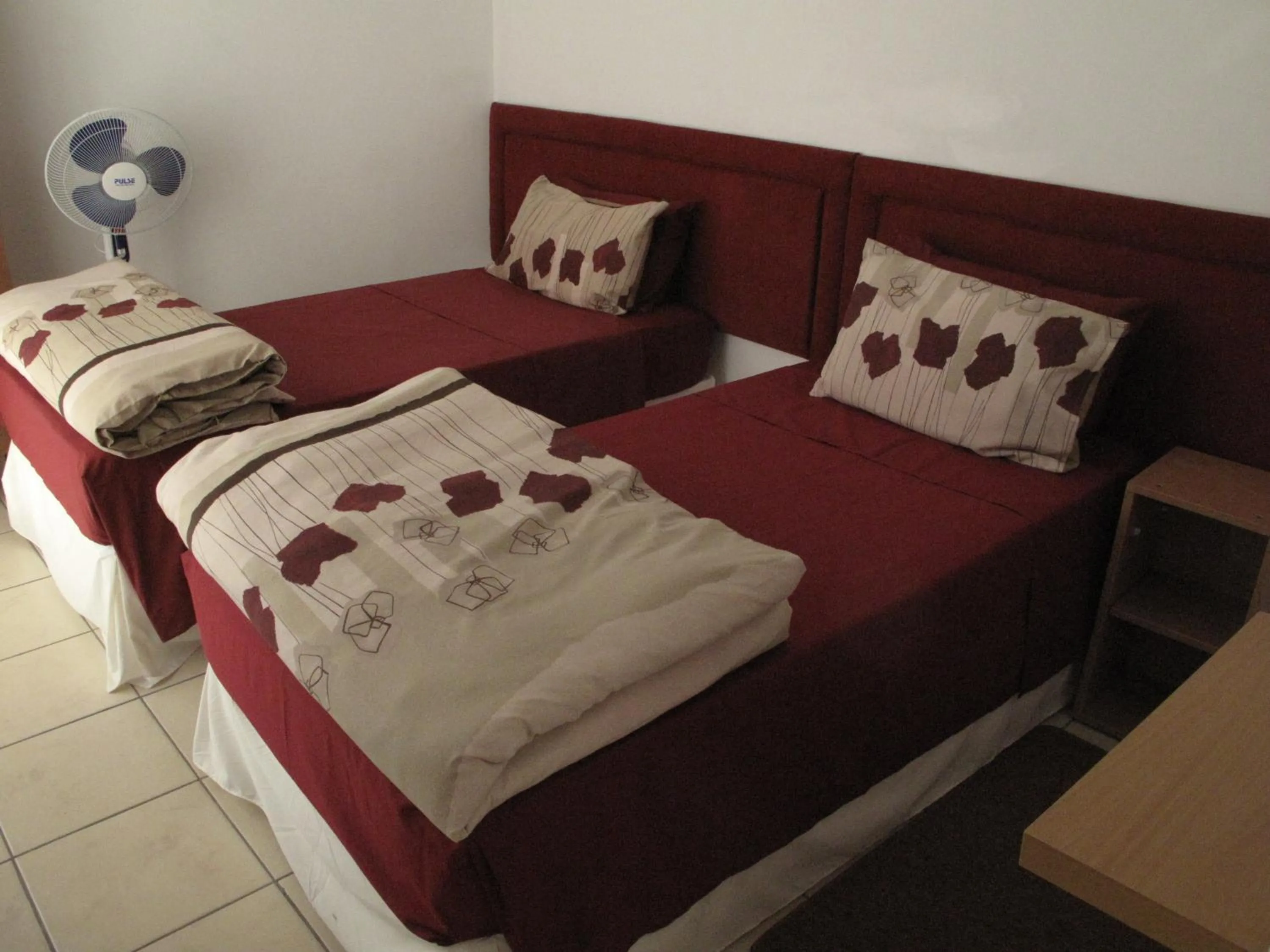 Bed in The Crescent Guesthouses - BnB/Self Catering