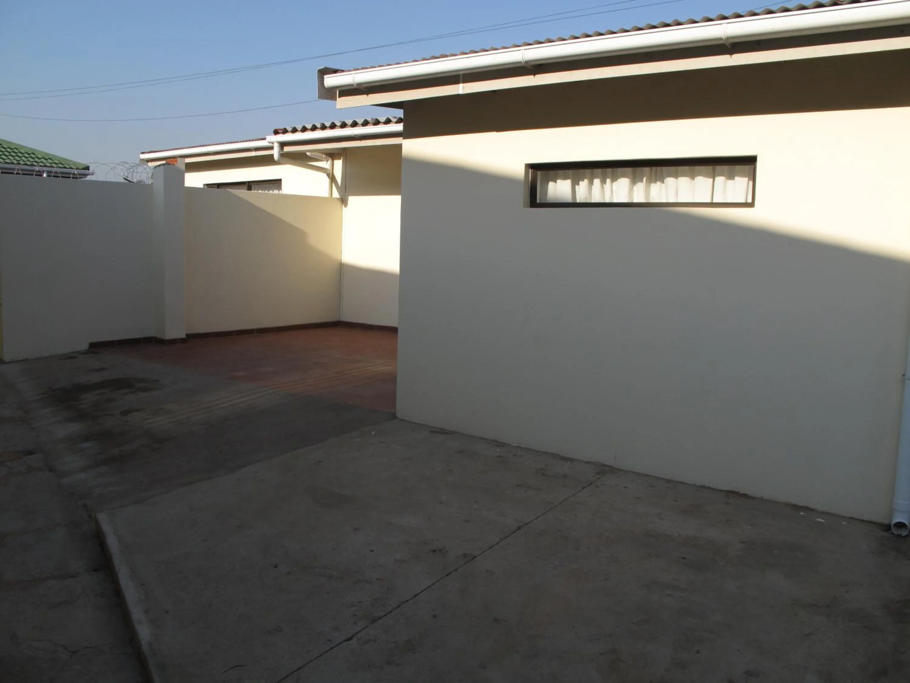 Day in The Crescent Guesthouses - BnB/Self Catering