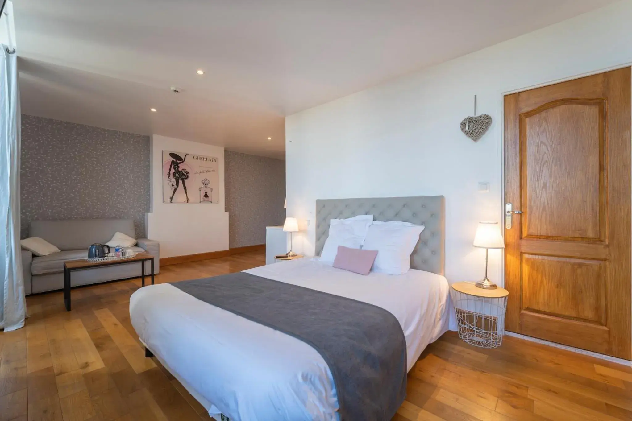 Bed in Château de Loubéjac Bed in Château de Loubéjac