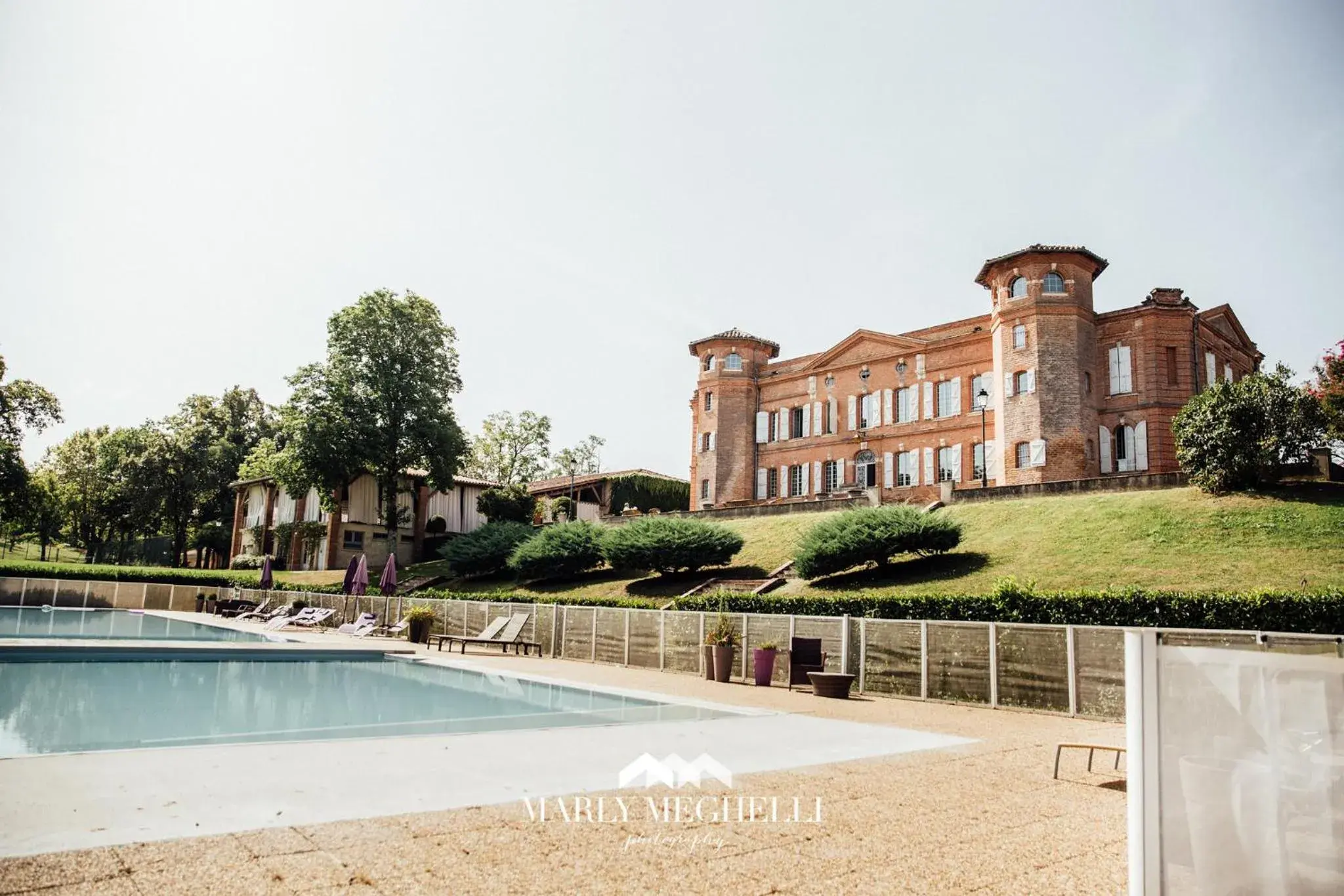 Property building in Château de Loubéjac Property building in Château de Loubéjac