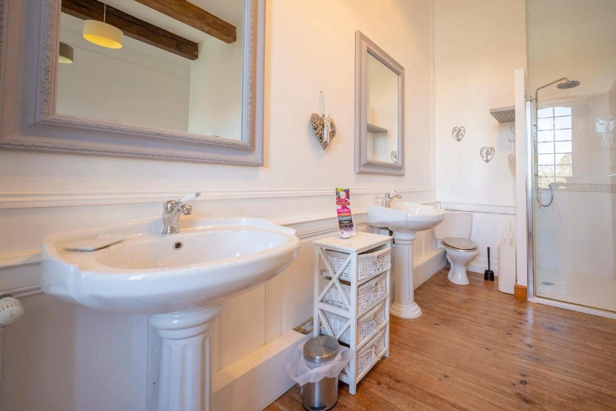 Bathroom in Château de Loubéjac