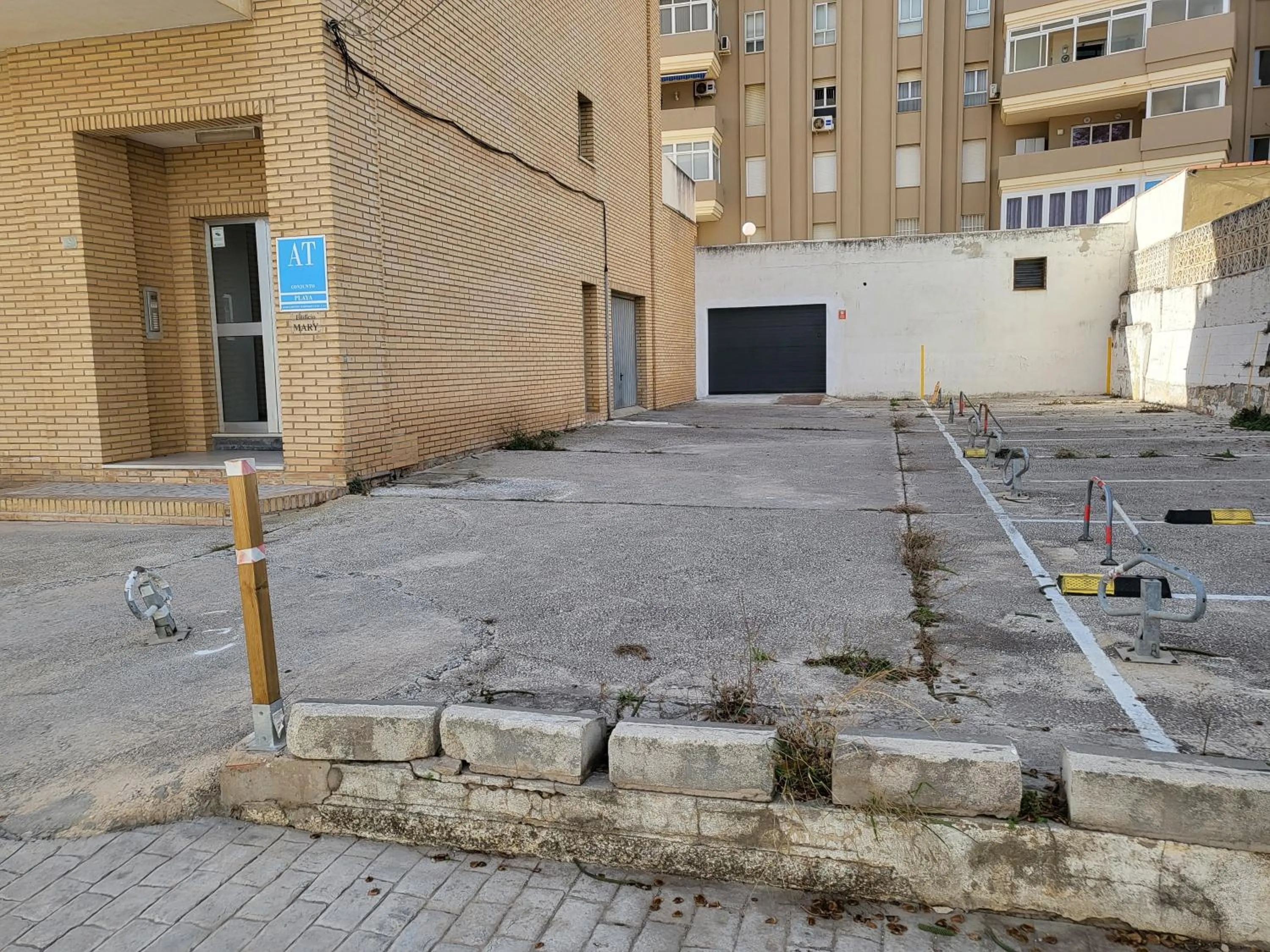 Parking in Apartamentos Mary