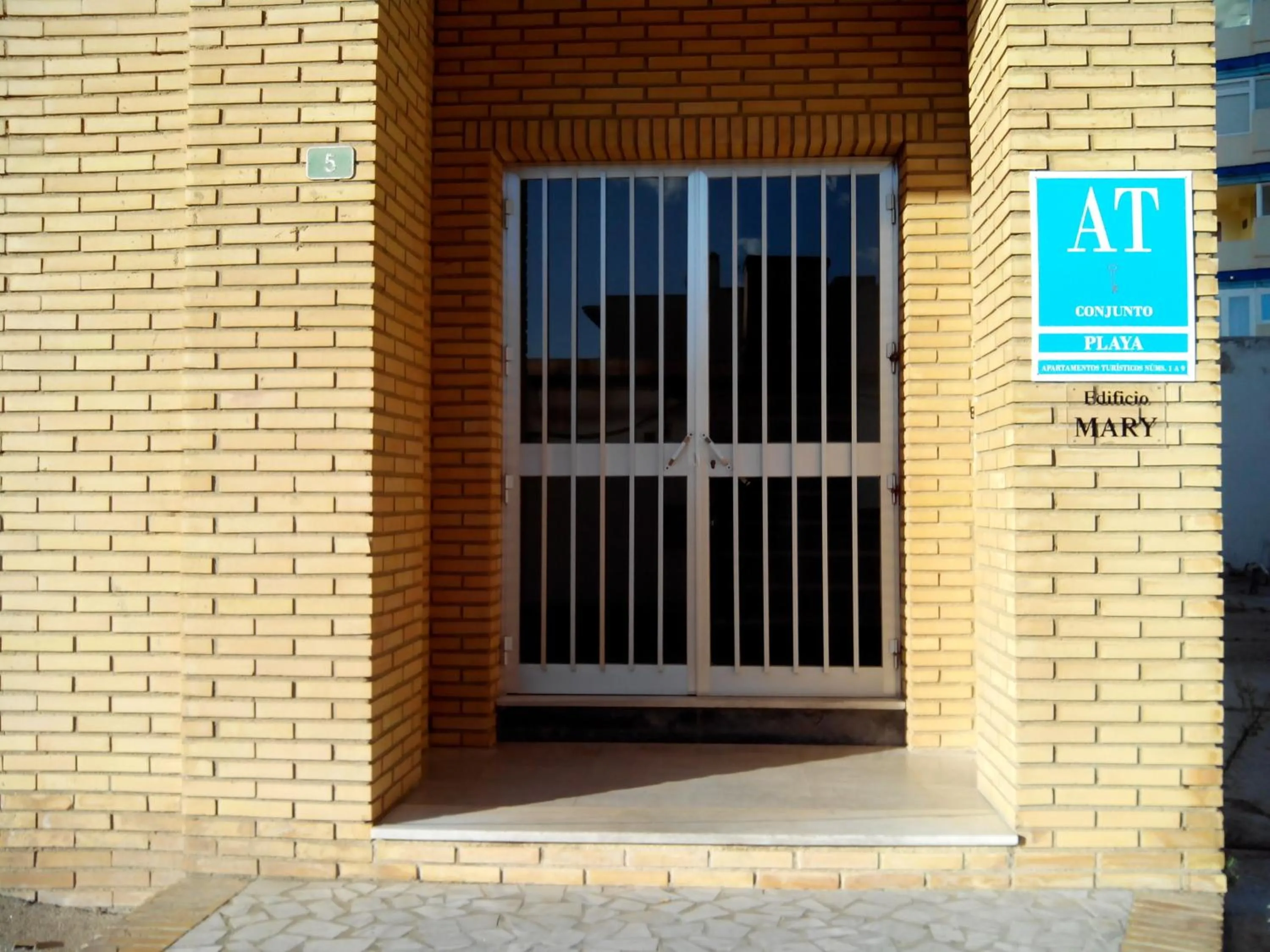 Lobby or reception in Apartamentos Mary