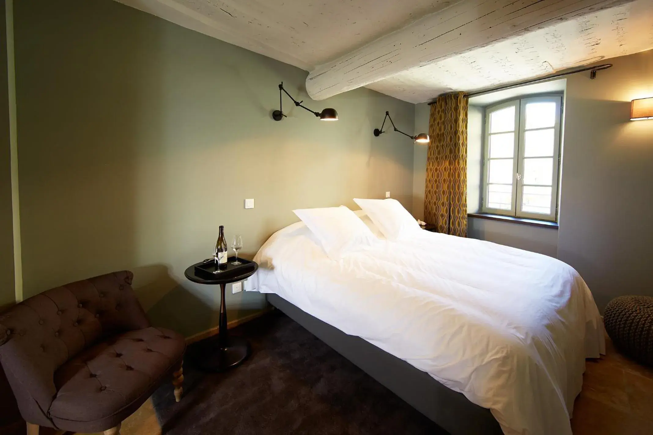 Double Room in Les Chambres de l'Oustalet, Chambres d'hôtes et Restaurant étoilé Double Room in Les Chambres de l'Oustalet, Chambres d'hôtes et Restaurant étoilé