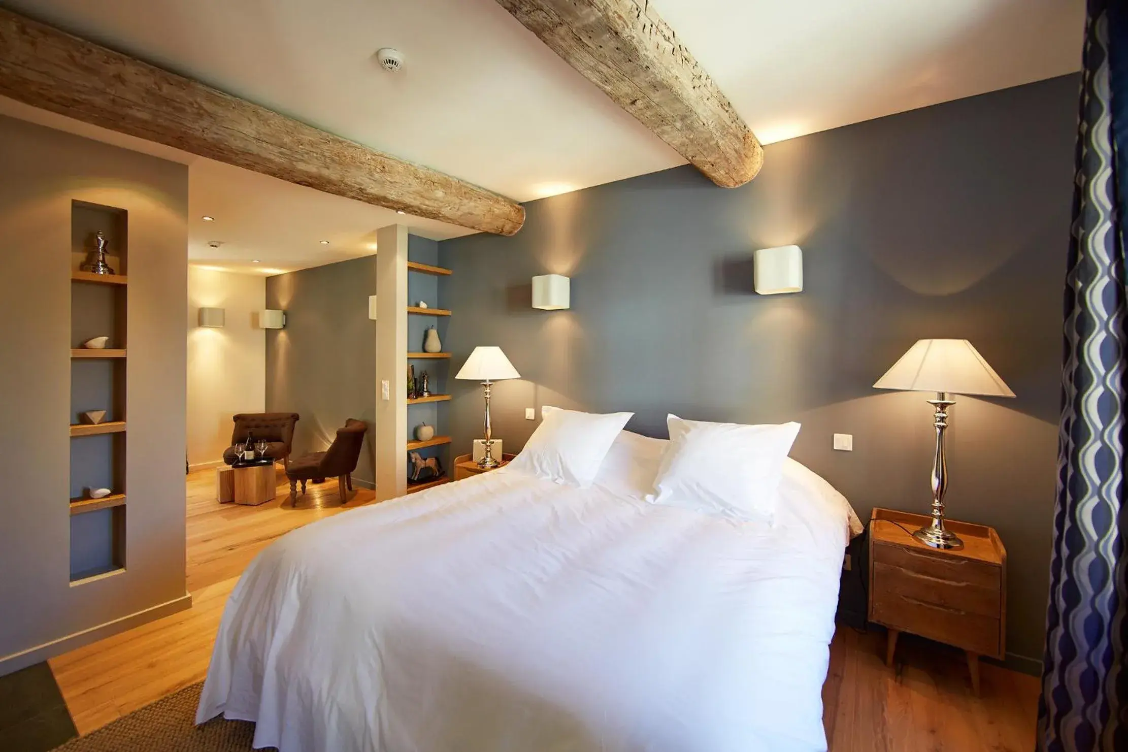 Les Chambres de l'Oustalet, Chambres d'hôtes et Restaurant étoilé Les Chambres de l'Oustalet, Chambres d'hôtes et Restaurant étoilé