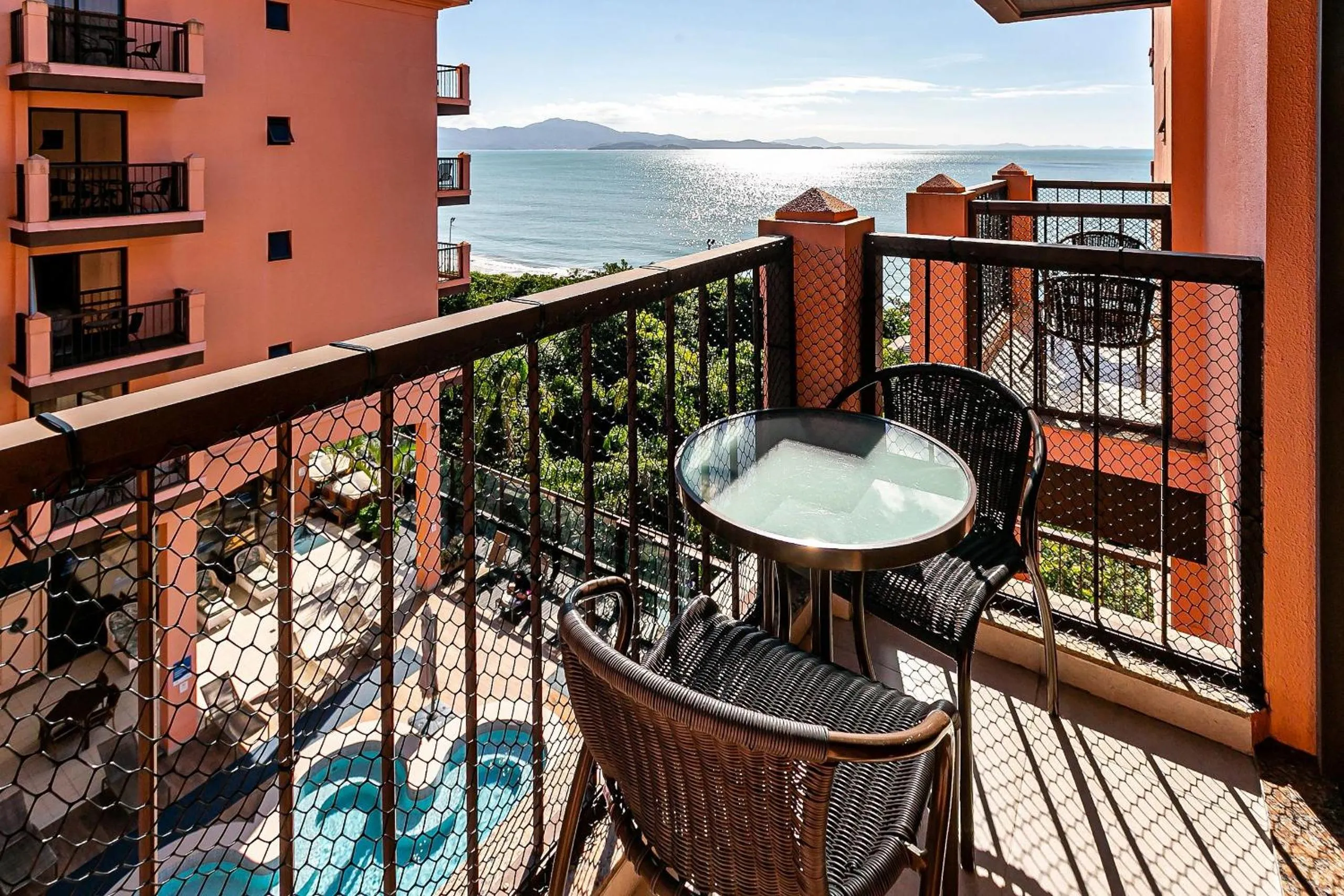 Balcony/Terrace in Estúdios Modernos em Resort pé na areia - Jurerê Beach Village JBVJR