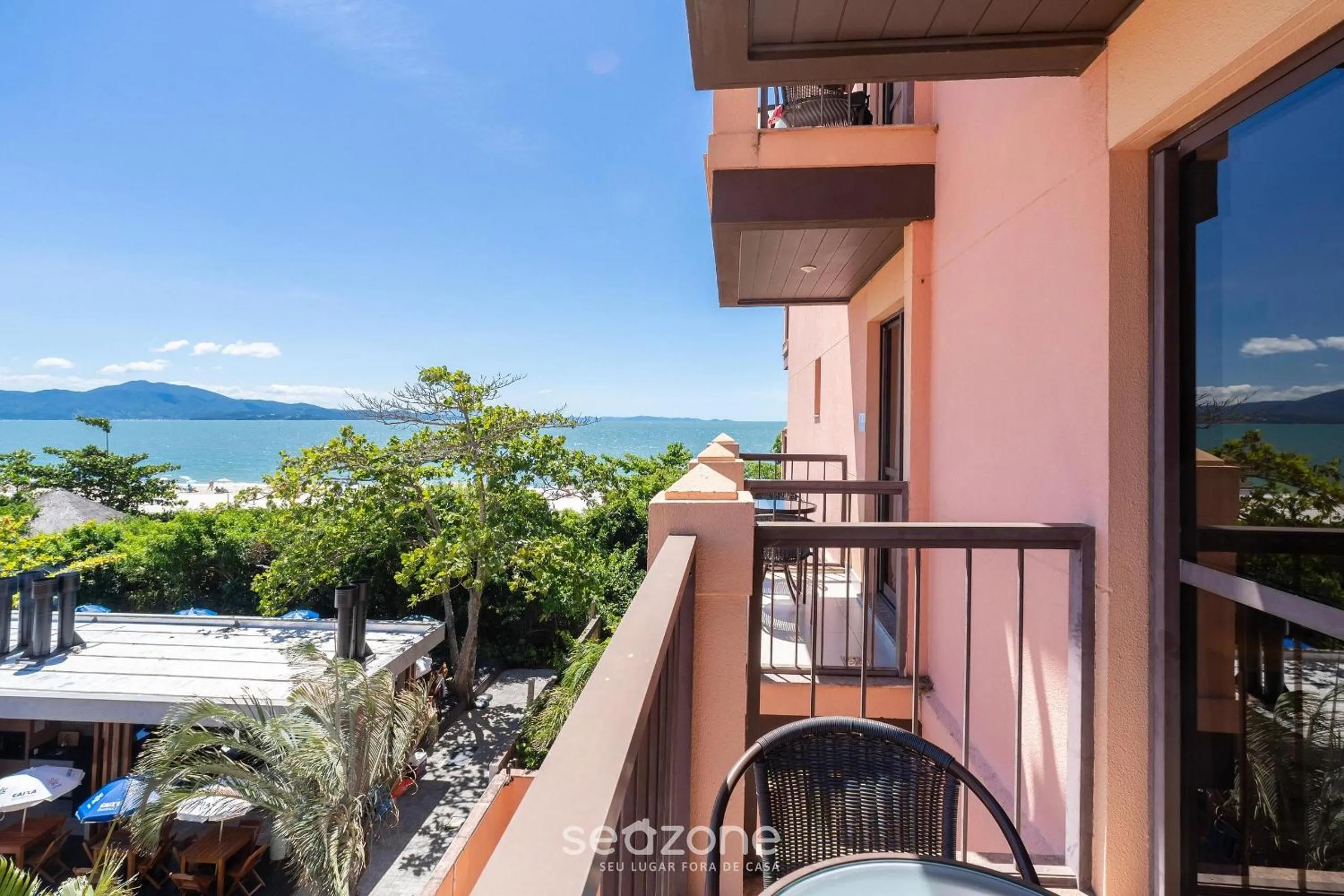 Balcony/Terrace in Estúdios Modernos em Resort pé na areia - Jurerê Beach Village JBVJR