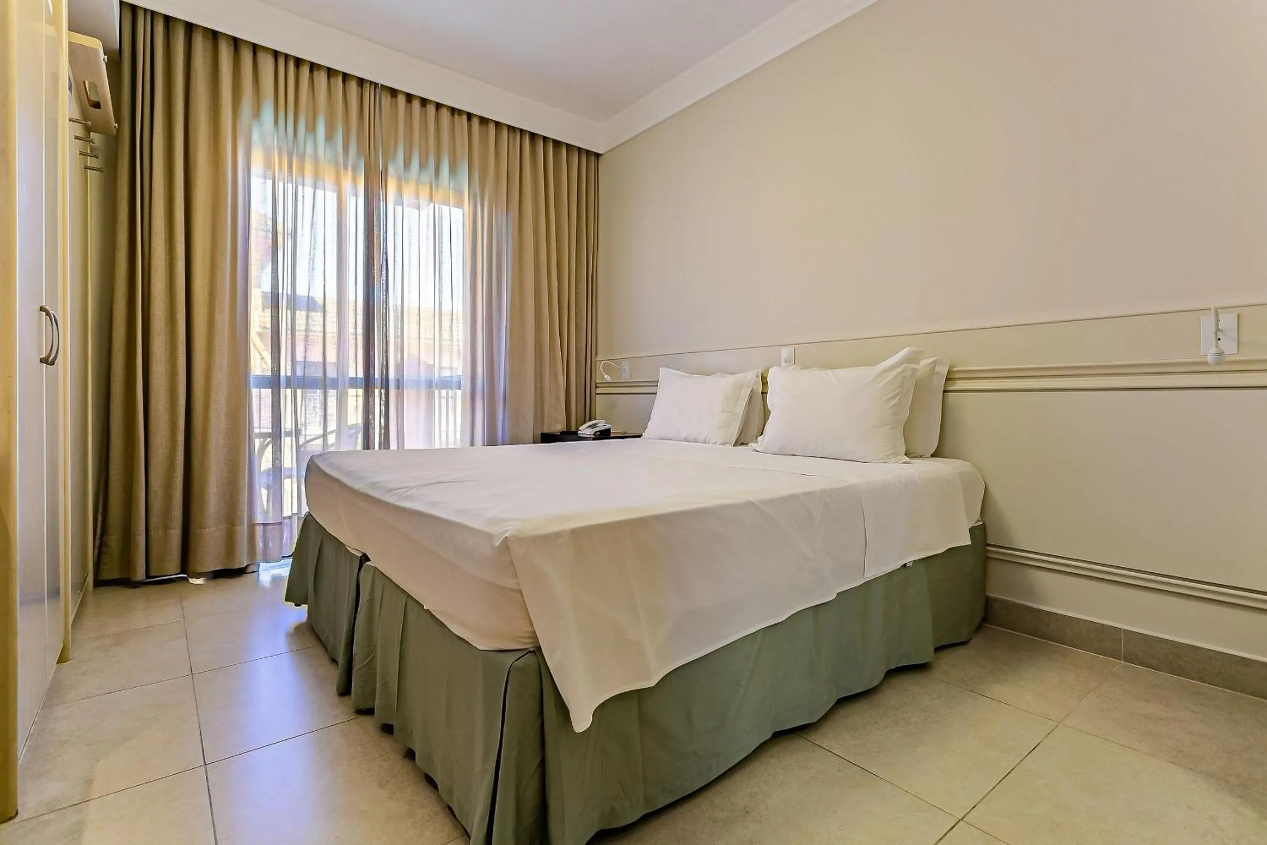 Bed in Estúdios Modernos em Resort pé na areia - Jurerê Beach Village JBVJR