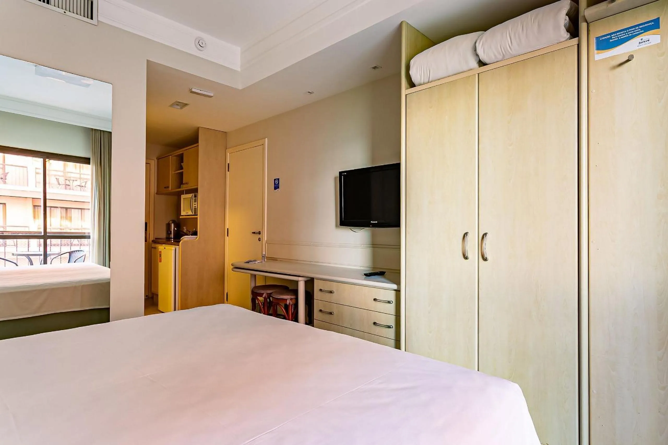 Bed in Estúdios Modernos em Resort pé na areia - Jurerê Beach Village JBVJR