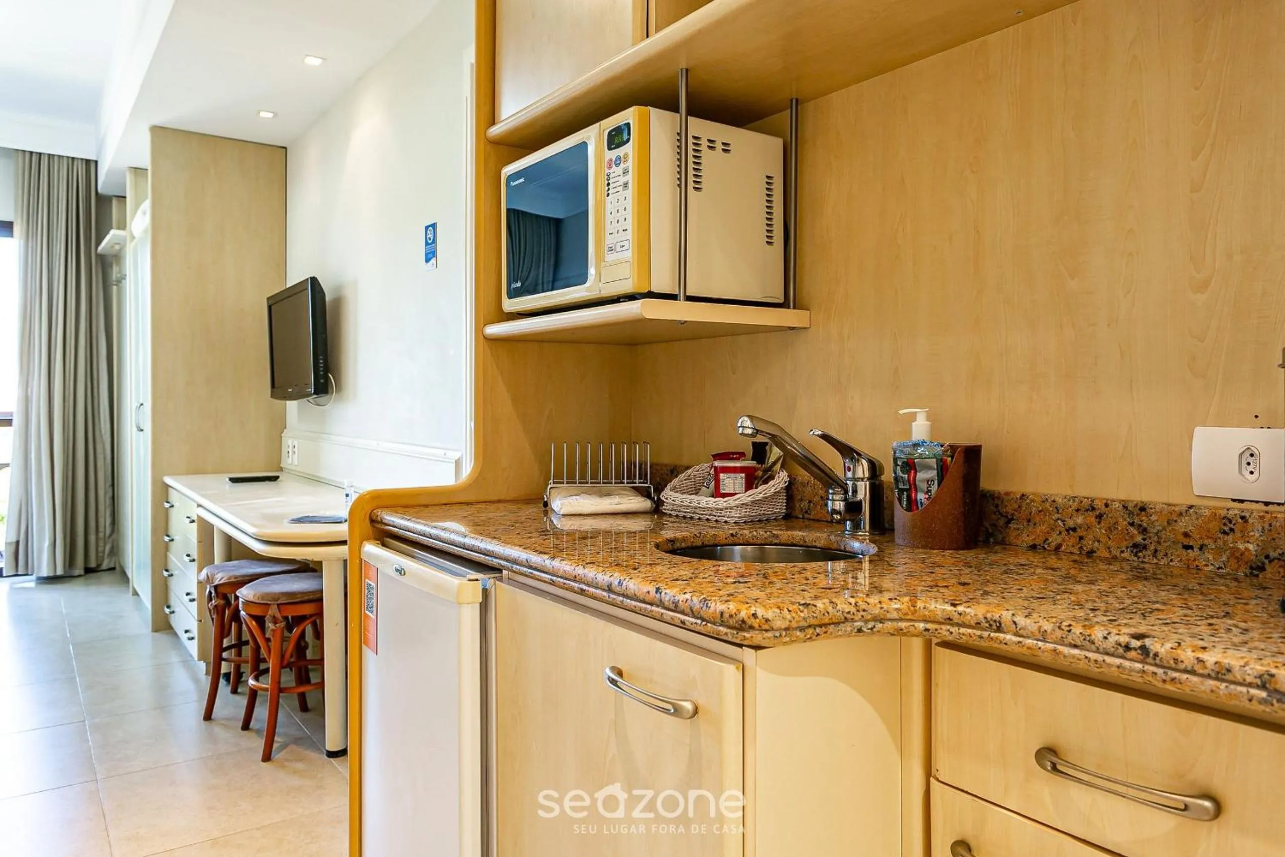 Kitchen or kitchenette in Estúdios Modernos em Resort pé na areia - Jurerê Beach Village JBVJR