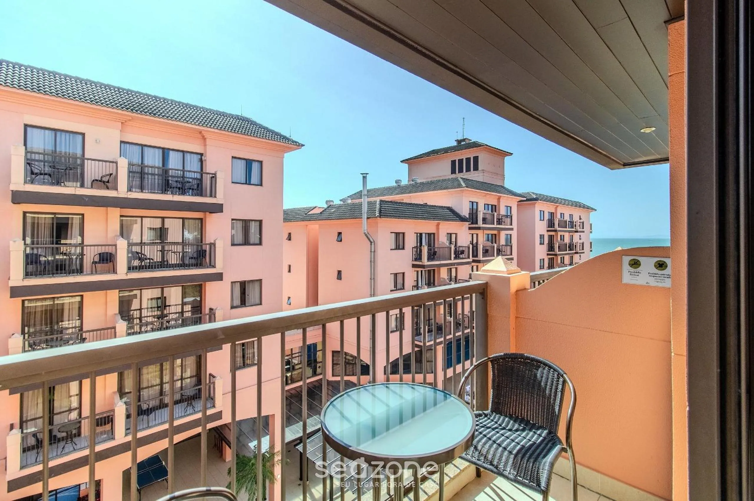 Balcony/Terrace in Estúdios Modernos em Resort pé na areia - Jurerê Beach Village JBVJR