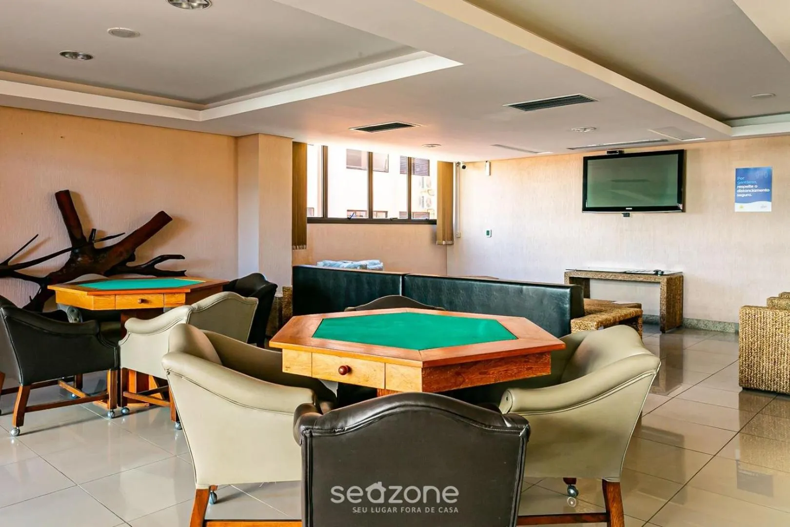 Game Room in Estúdios Modernos em Resort pé na areia - Jurerê Beach Village JBVJR