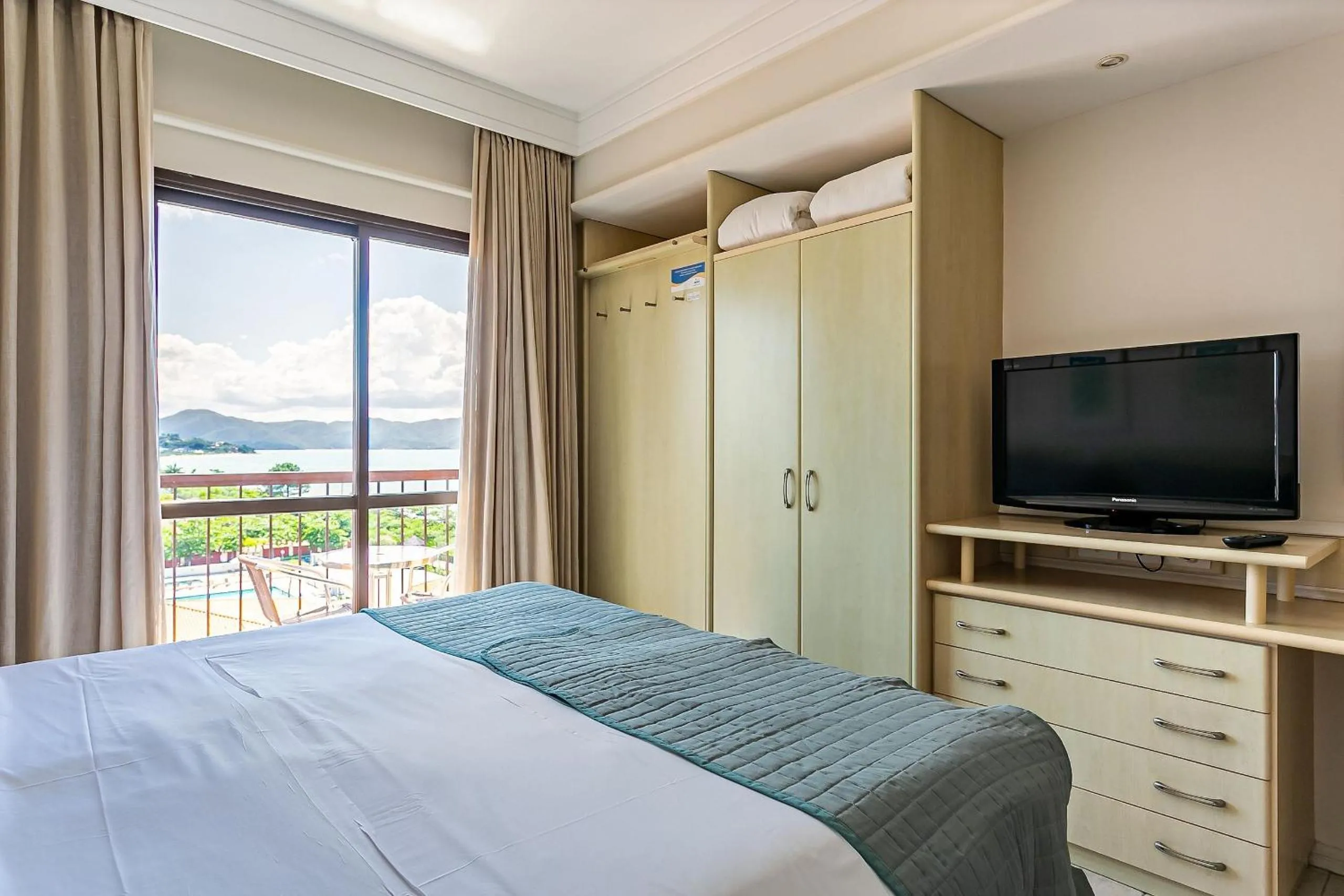Bed in Estúdios Modernos em Resort pé na areia - Jurerê Beach Village JBVJR
