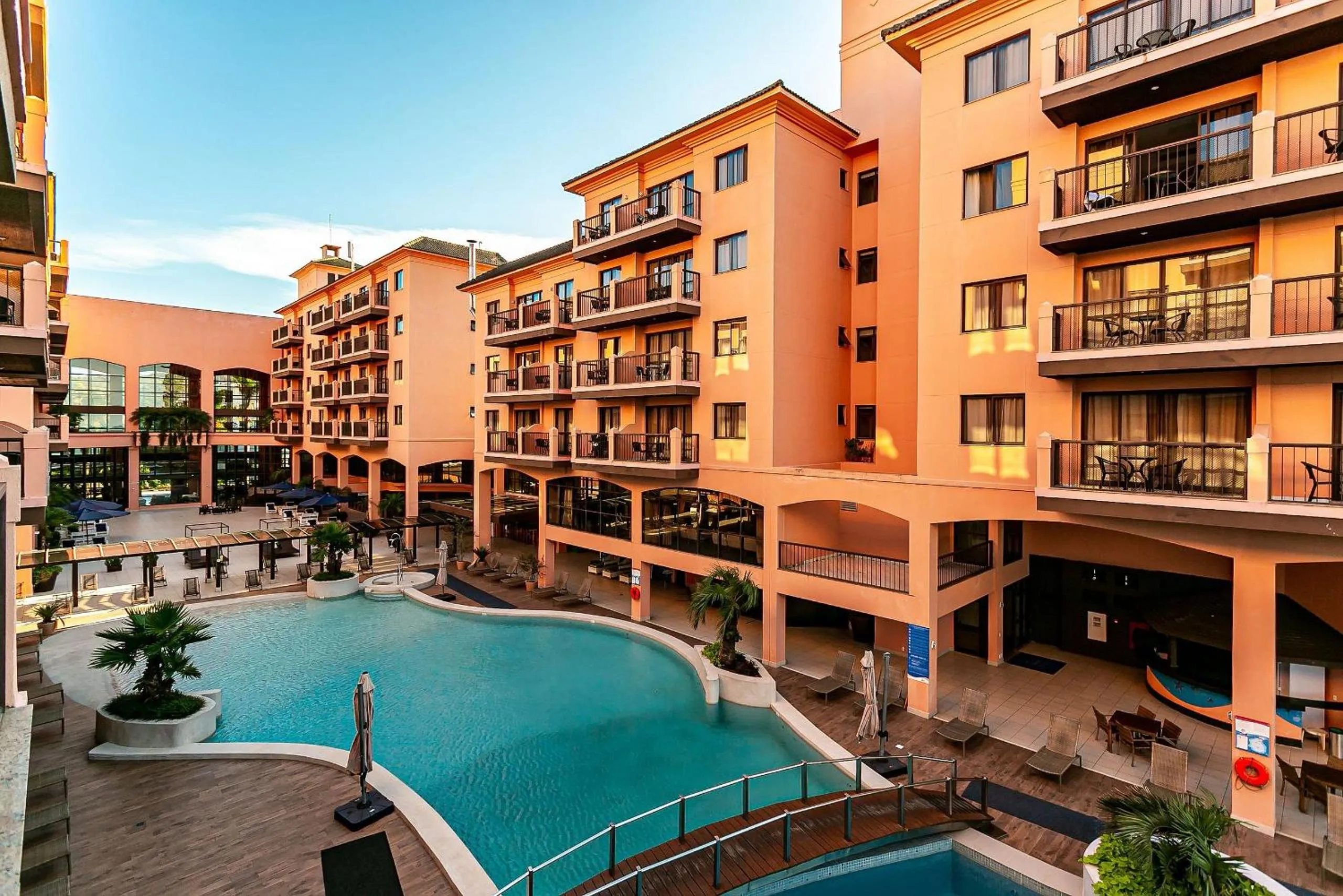 Pool view in Estúdios Modernos em Resort pé na areia - Jurerê Beach Village JBVJR