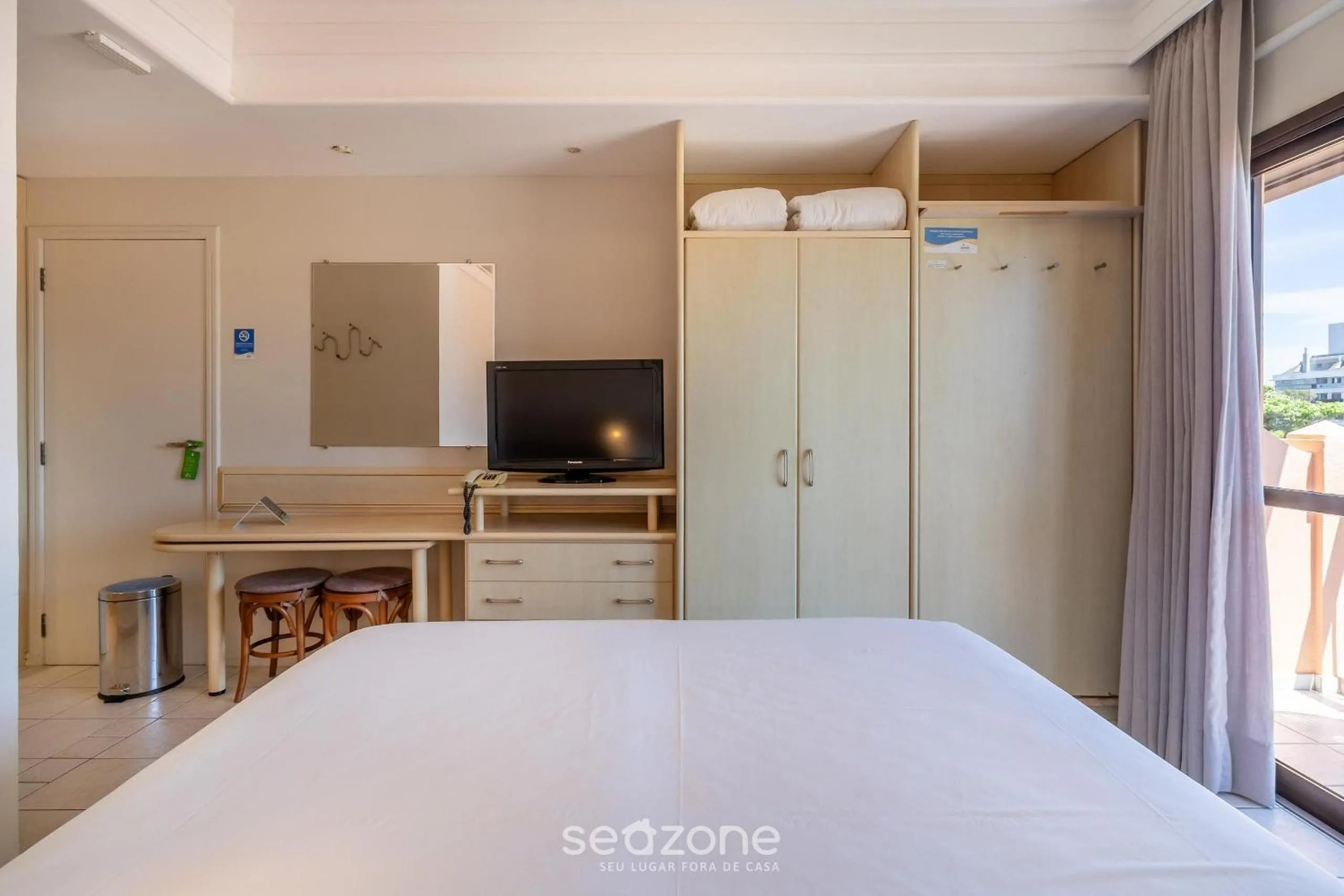 TV and multimedia, Bed in Estúdios Modernos em Resort pé na areia - Jurerê Beach Village JBVJR