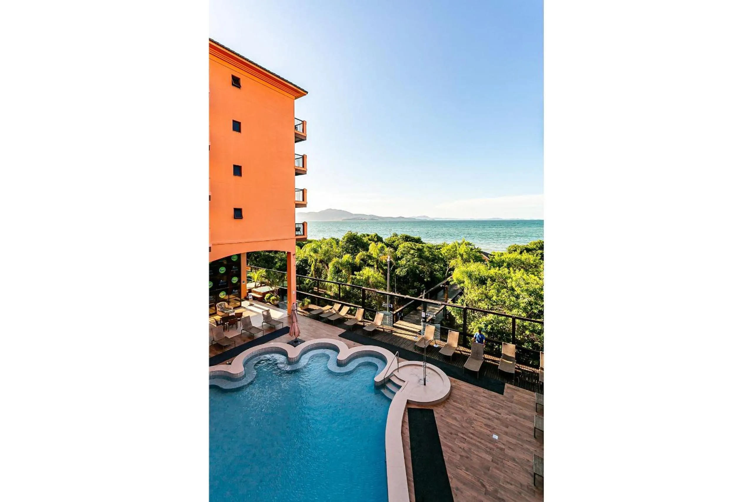 Balcony/Terrace in Estúdios Modernos em Resort pé na areia - Jurerê Beach Village JBVJR